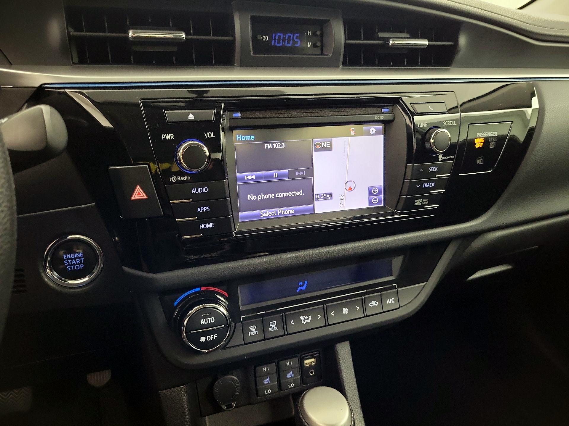 Thumbnail: 2015 Toyota Corolla - 14