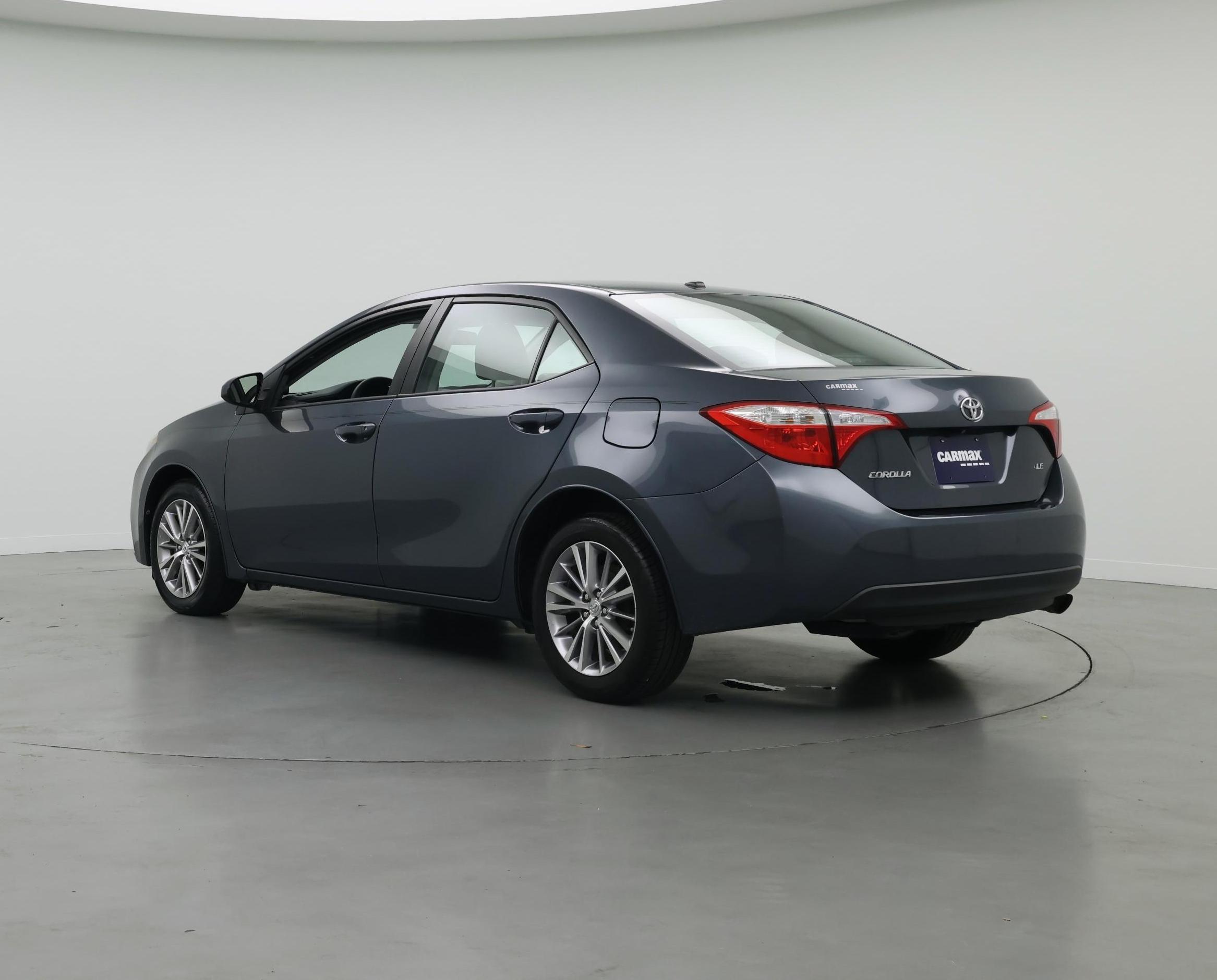 Thumbnail: 2015 Toyota Corolla - 2