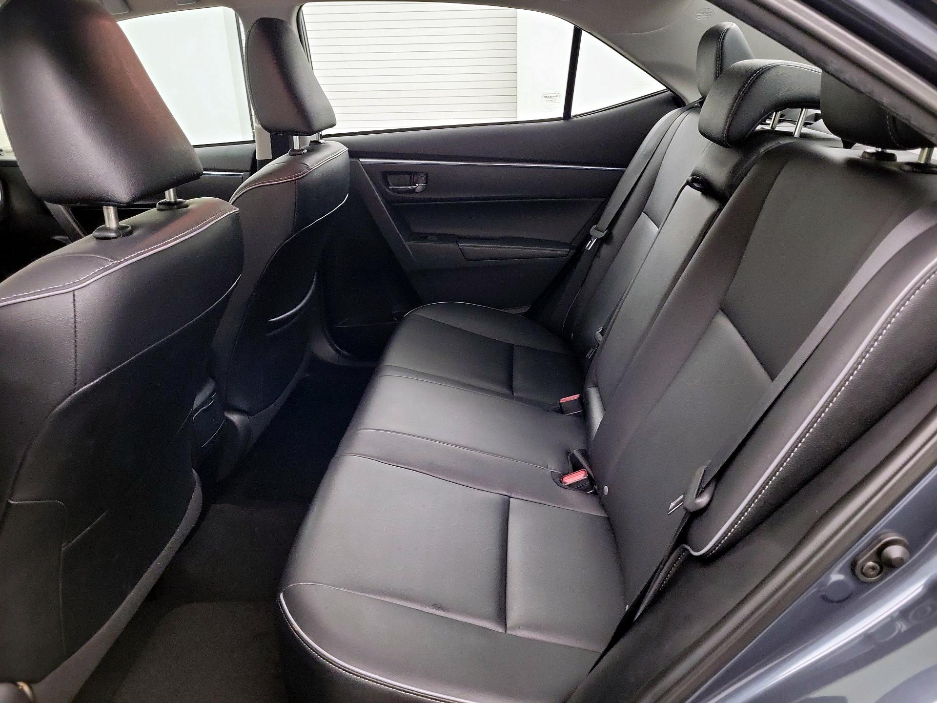 Thumbnail: 2015 Toyota Corolla - 19