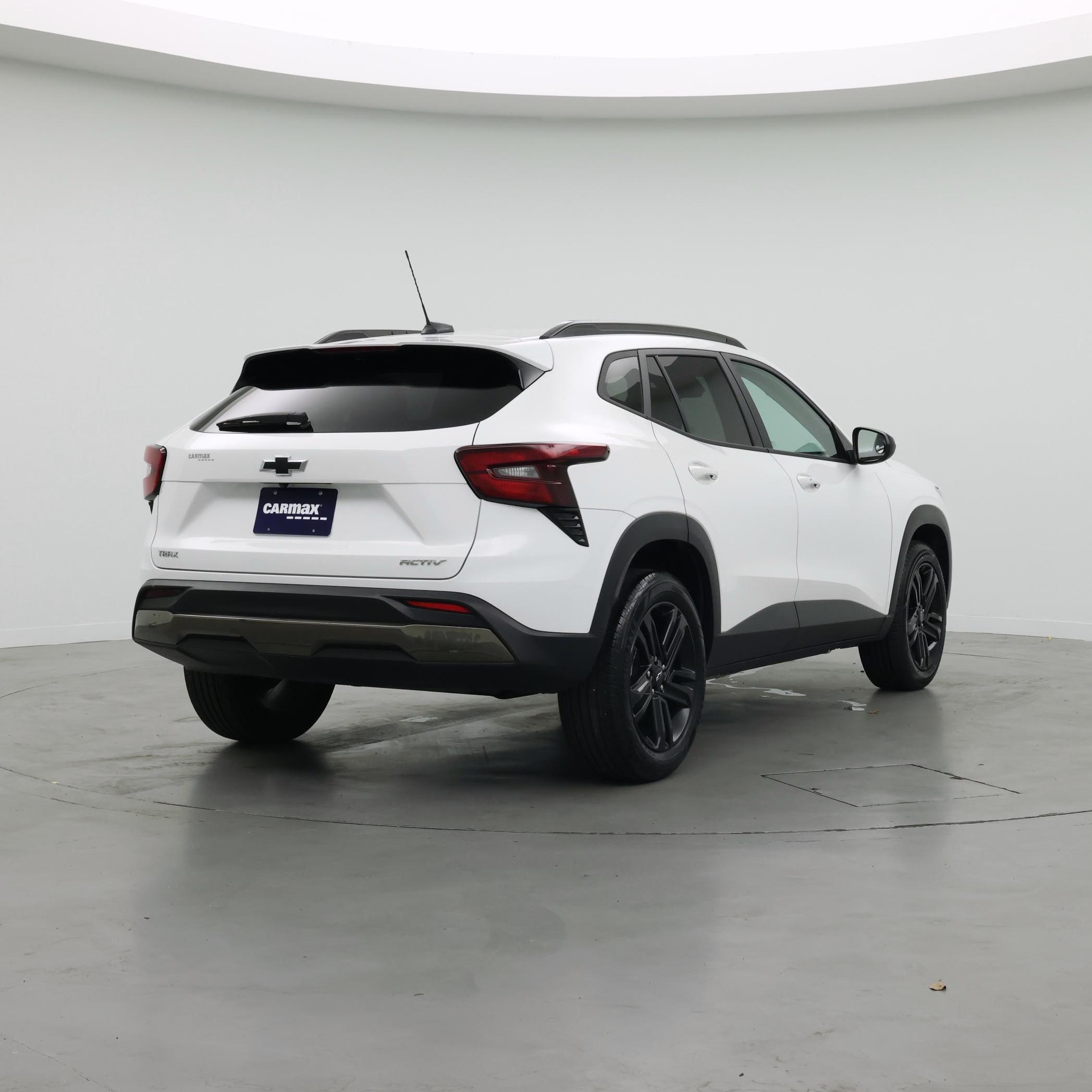 Thumbnail: 2025 Chevrolet Trax - 8