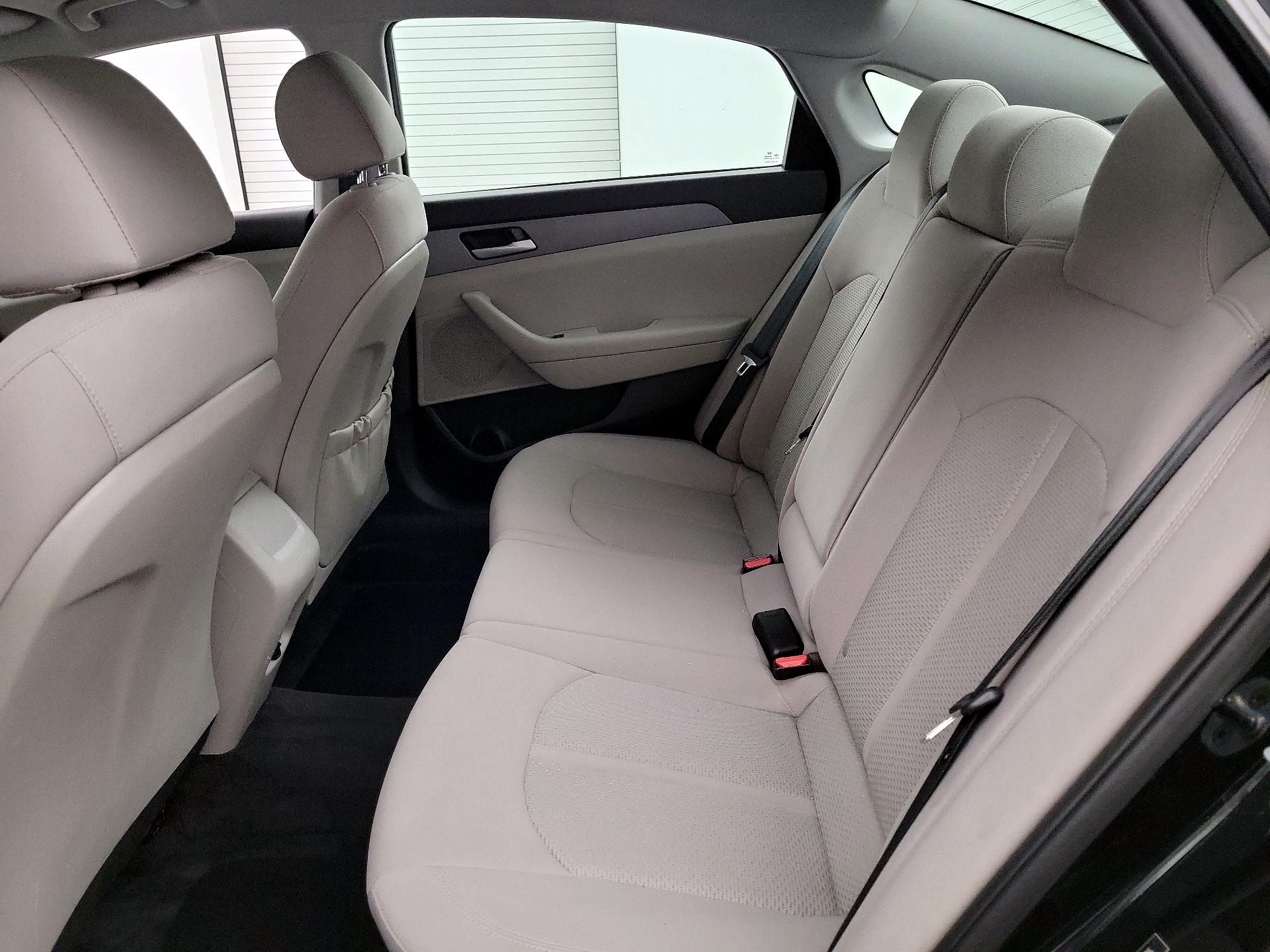 Thumbnail: 2018 Hyundai Sonata - 18