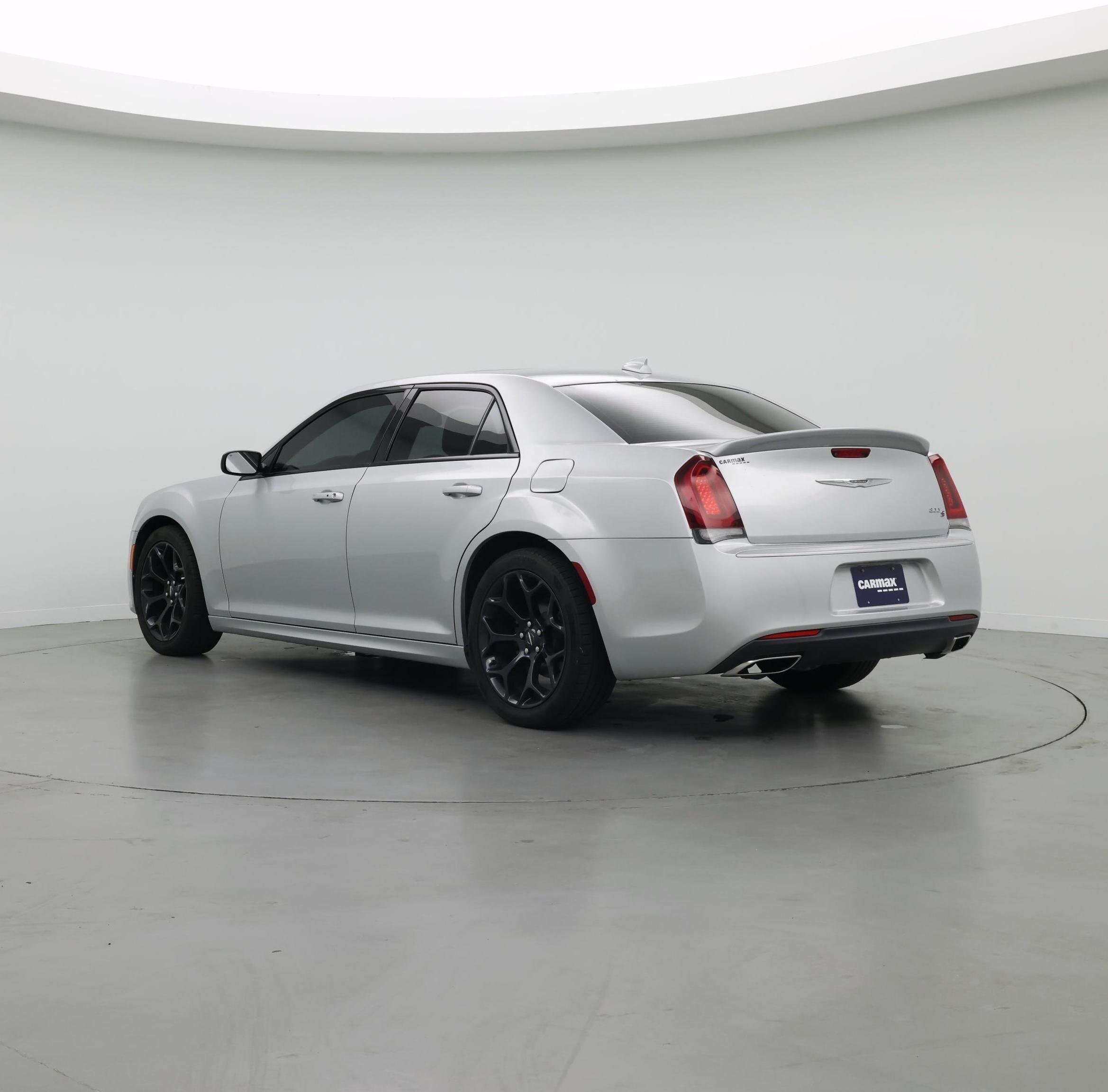 Thumbnail: 2019 Chrysler 300 - 2
