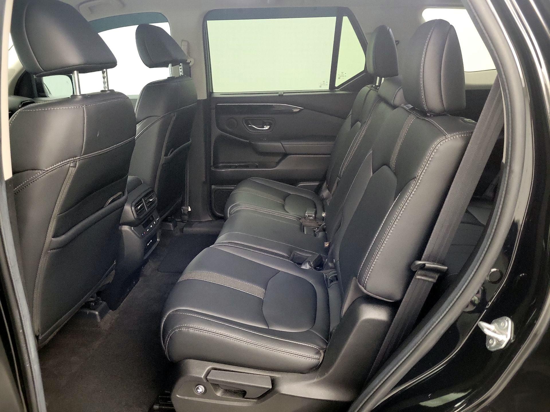 Thumbnail: 2024 Honda Pilot - 19