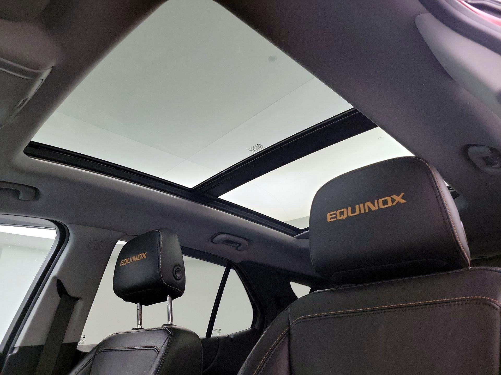 Thumbnail: 2022 Chevrolet Equinox - 18