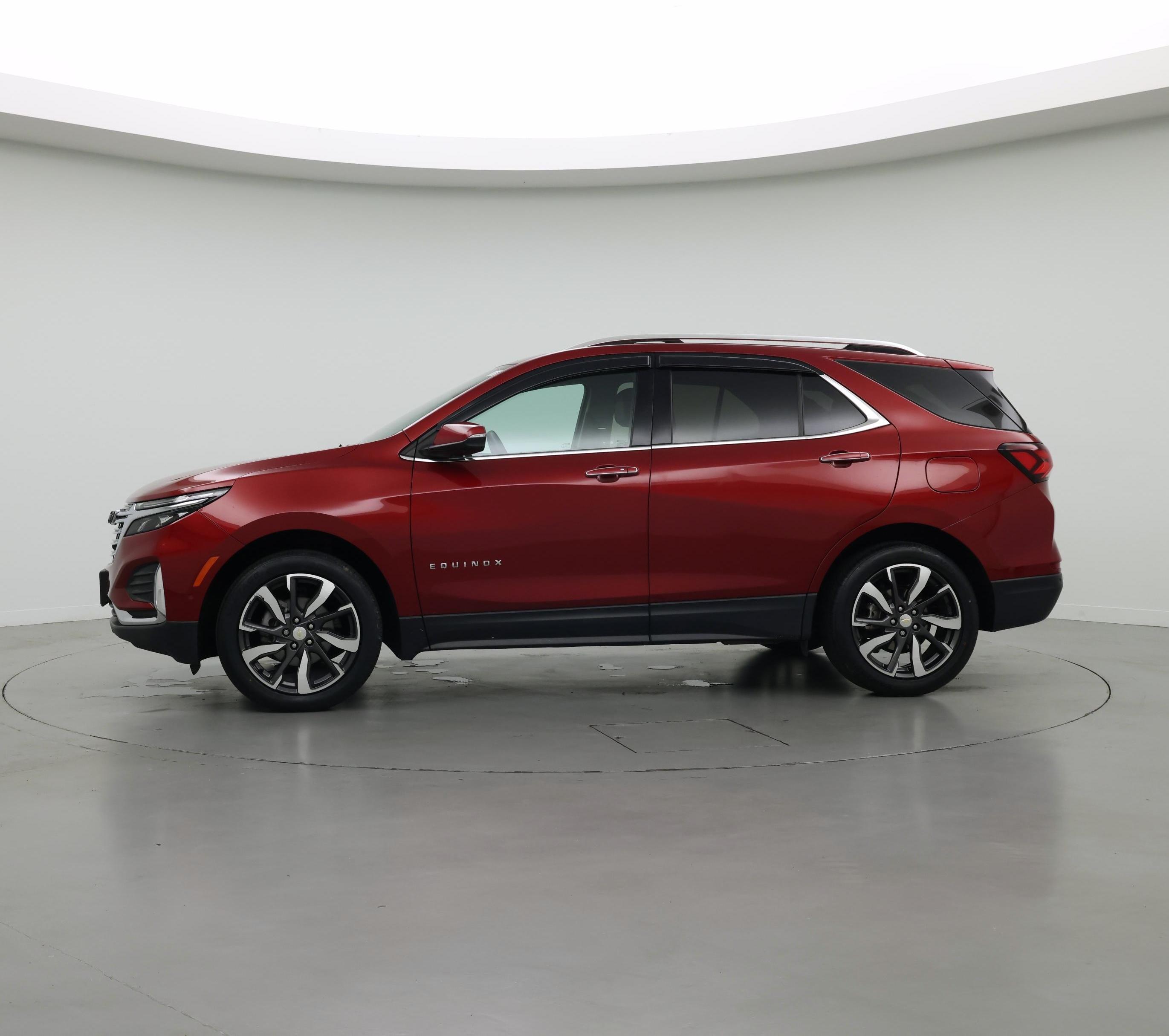 Thumbnail: 2022 Chevrolet Equinox - 3