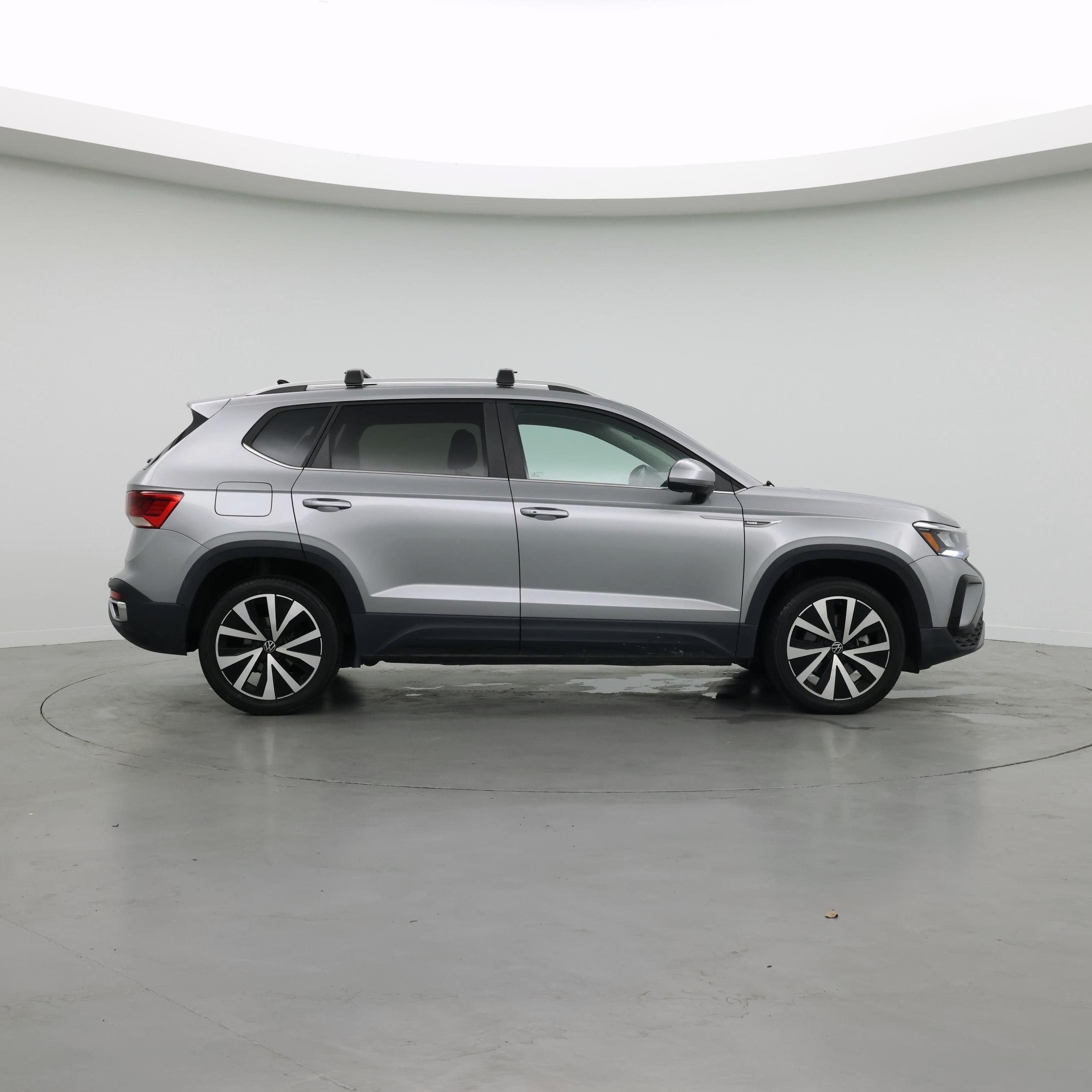 Thumbnail: 2023 Volkswagen Taos - 7