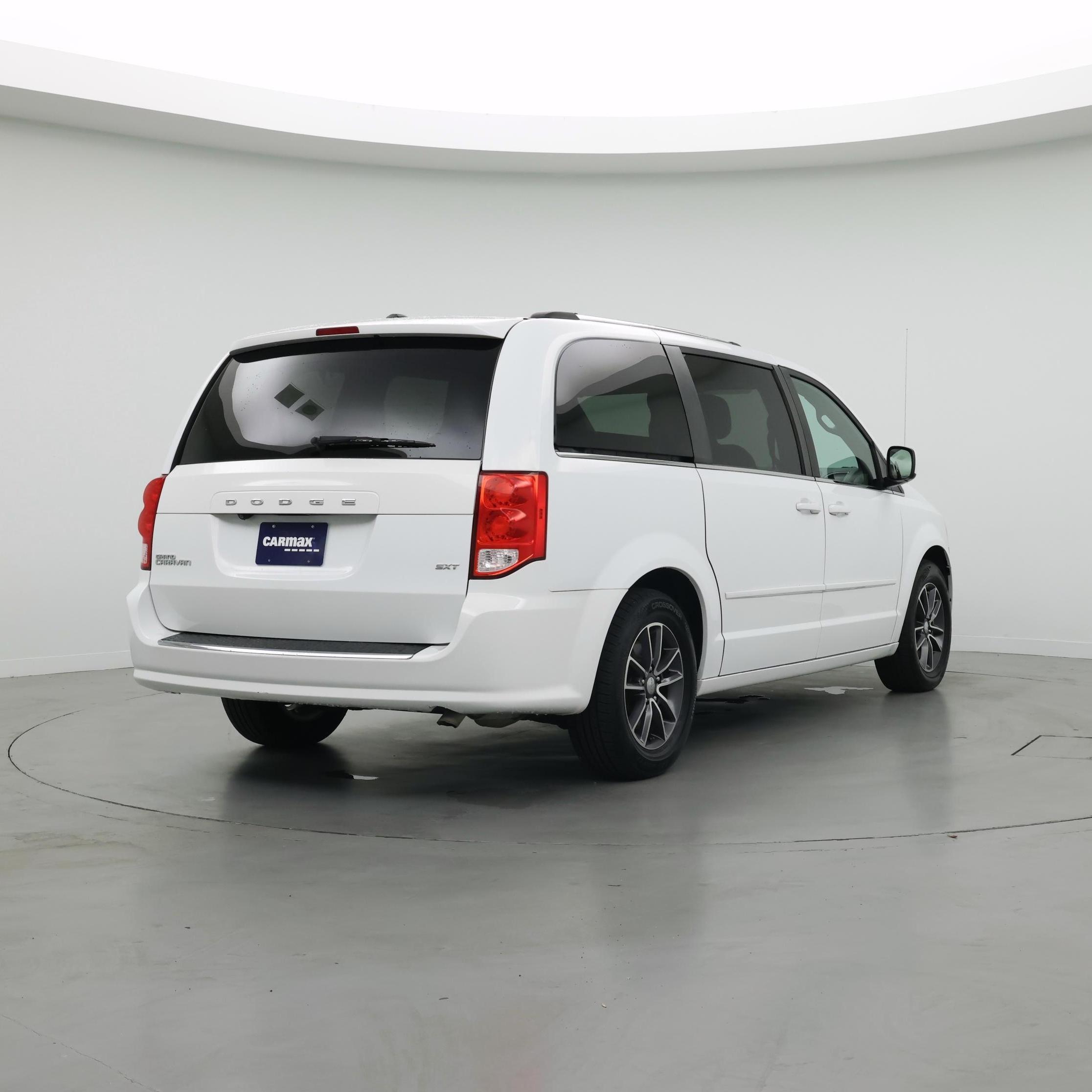 Thumbnail: 2017 Dodge Grand Caravan - 8