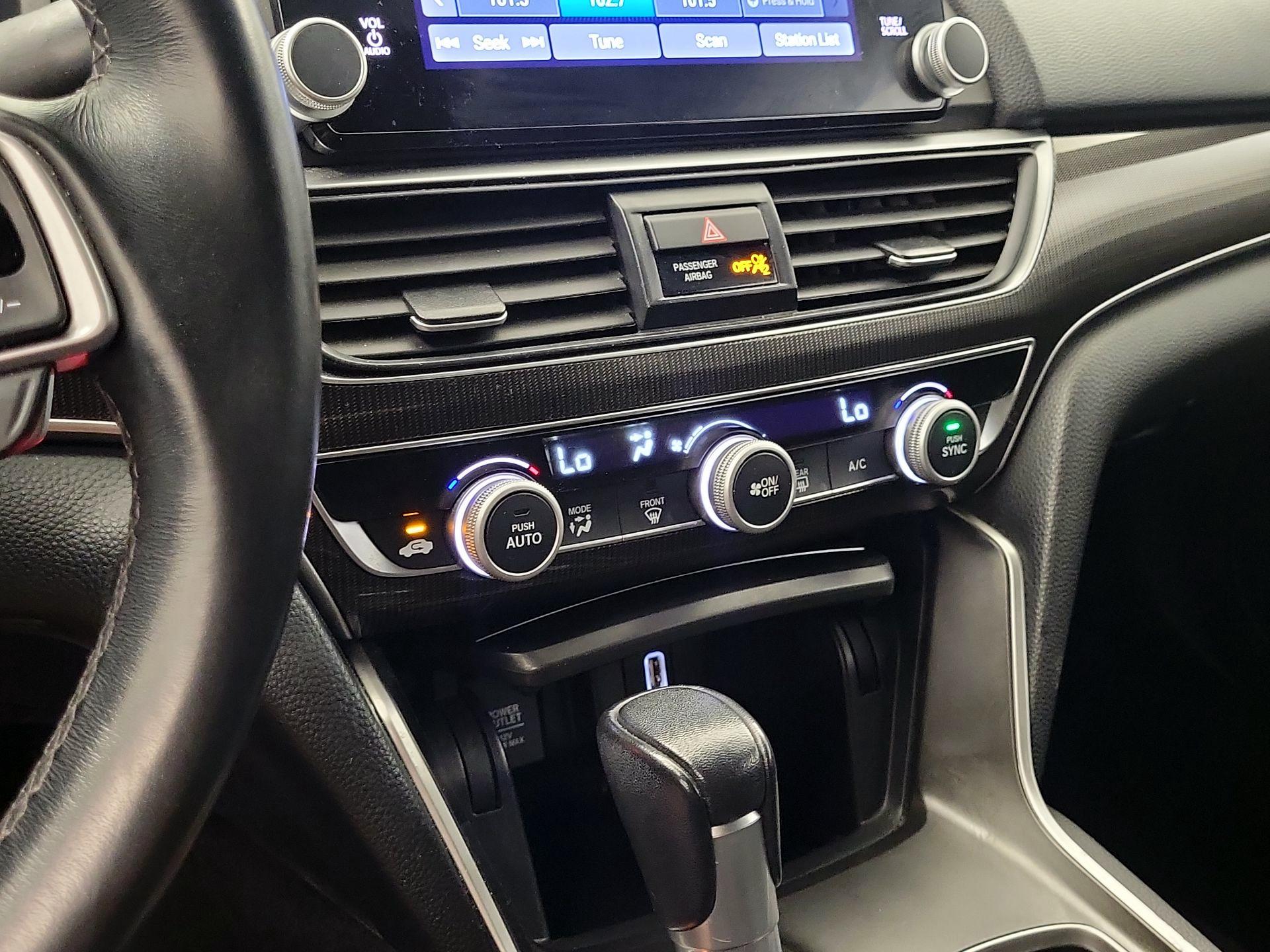 Thumbnail: 2020 Honda Accord - 16