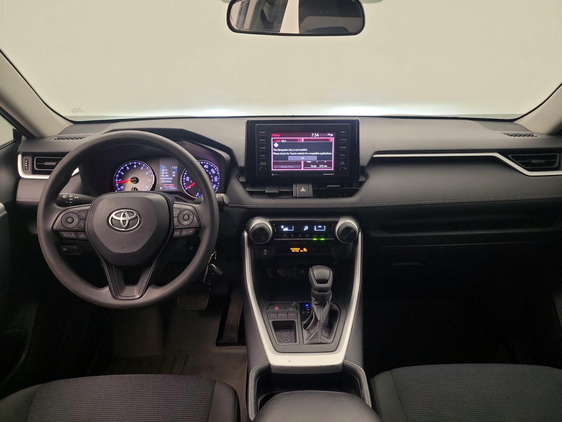 Thumbnail: 2020 Toyota RAV4 - 9
