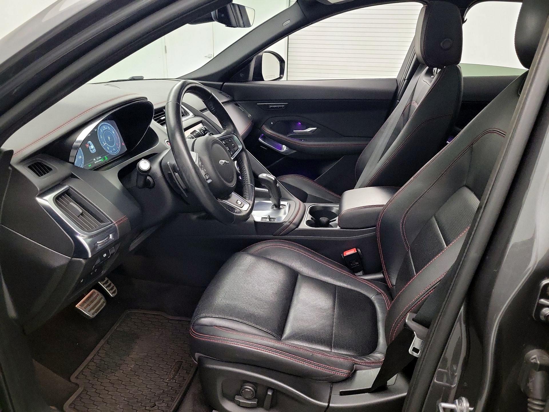 Thumbnail: 2020 Jaguar E-Pace - 11