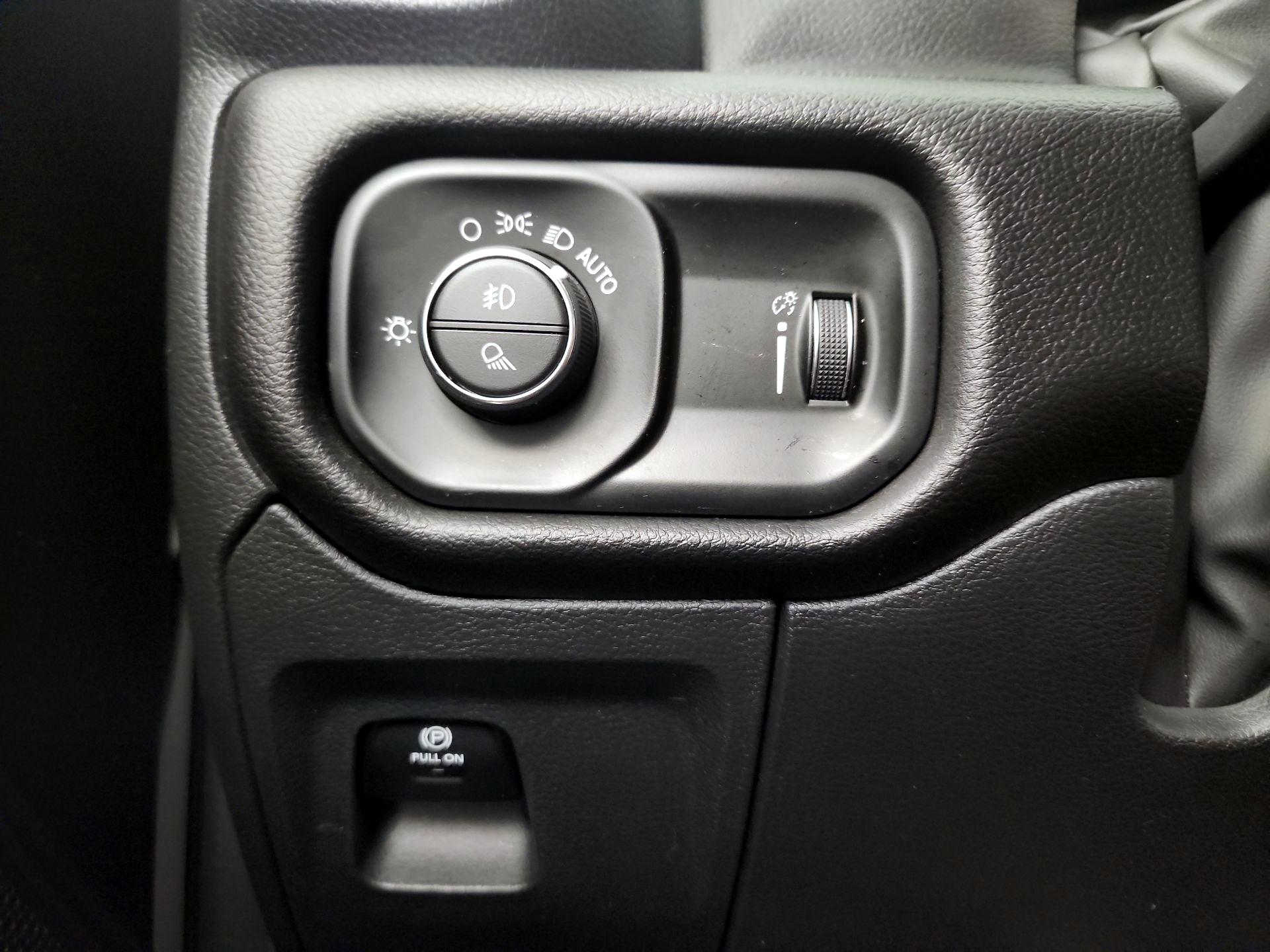 Thumbnail: 2024 RAM 1500 - 13