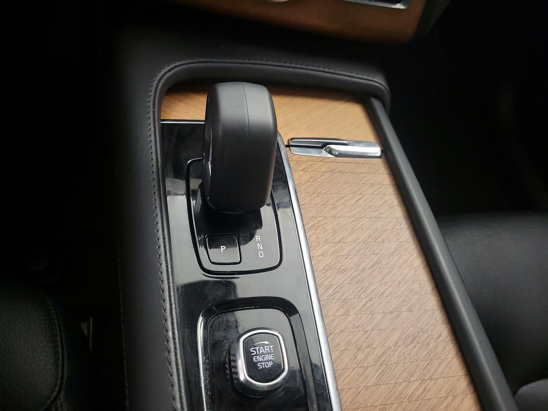Thumbnail: 2023 Volvo XC90 - 17