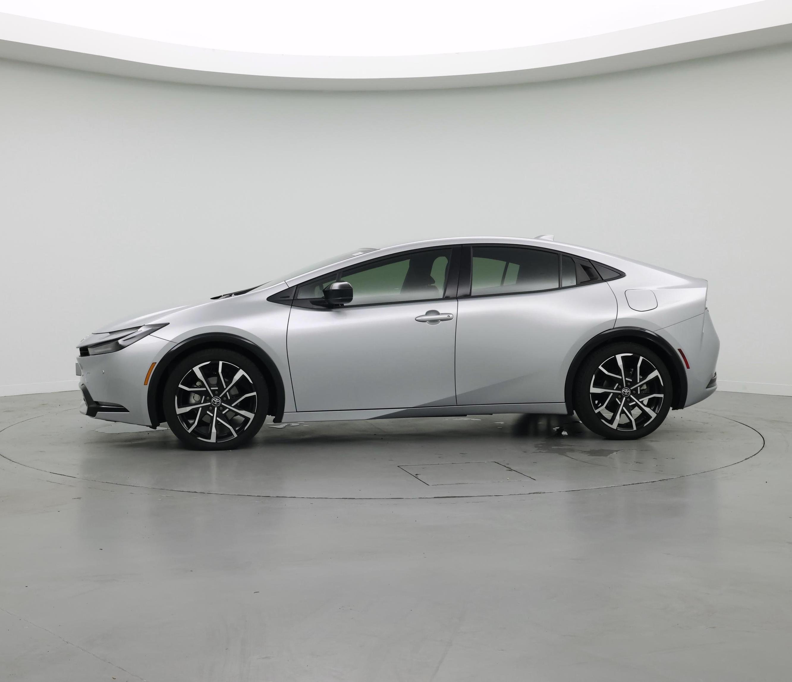 Thumbnail: 2025 Toyota Prius - 3