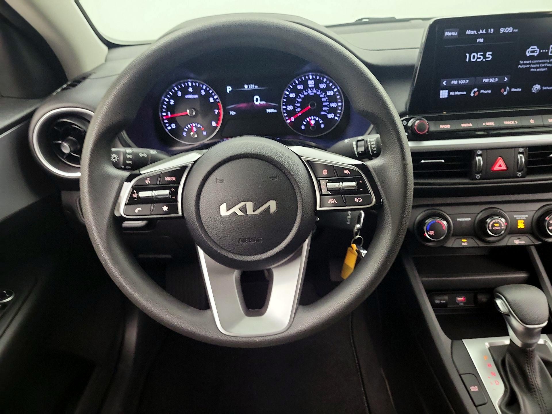 Thumbnail: 2024 Kia Forte - 10