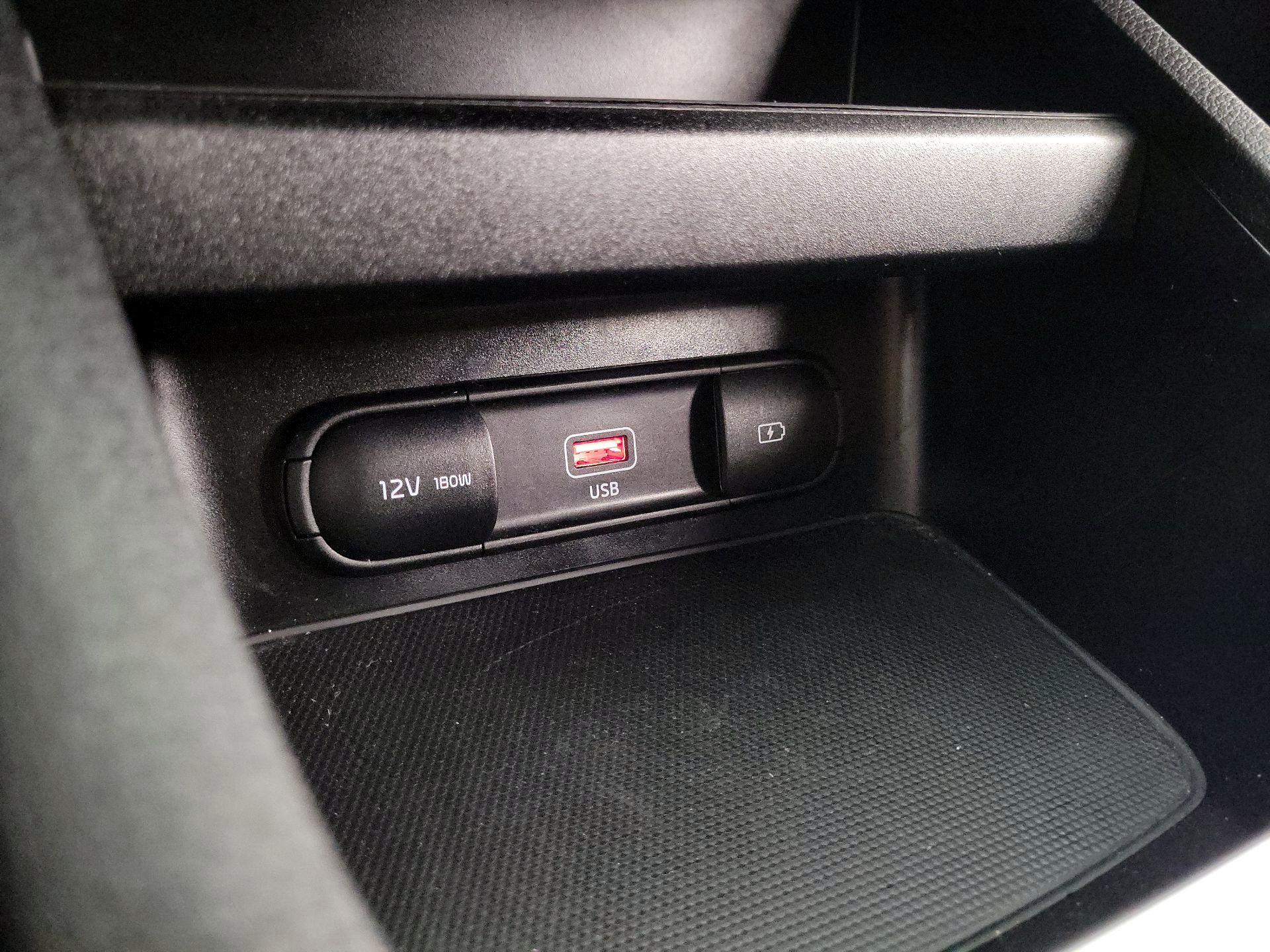 Thumbnail: 2024 Kia Forte - 18