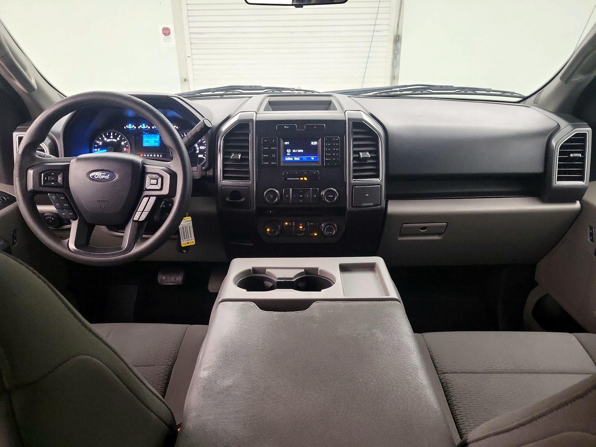Thumbnail: 2017 Ford F-150 - 9