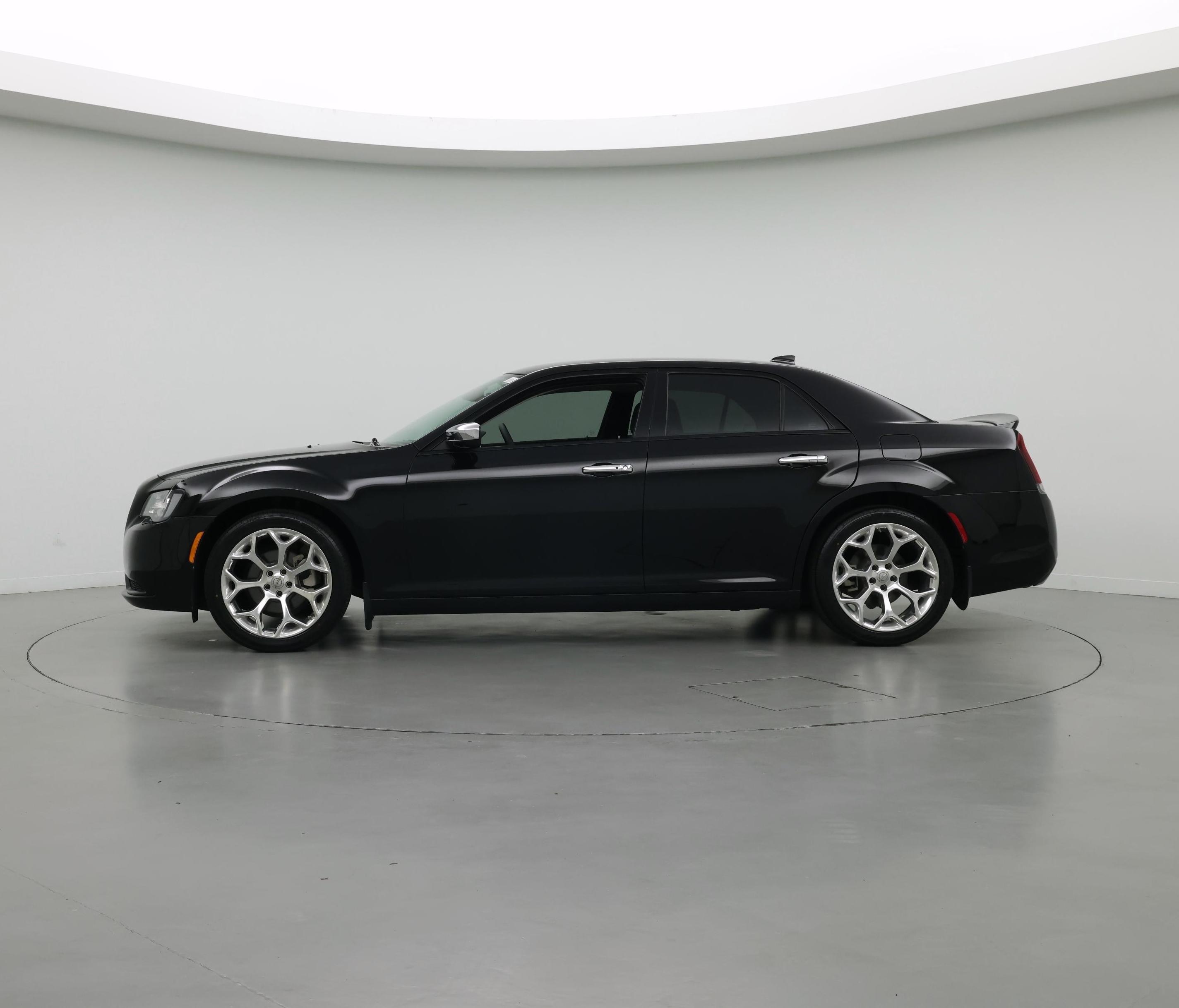 Thumbnail: 2023 Chrysler 300 - 3