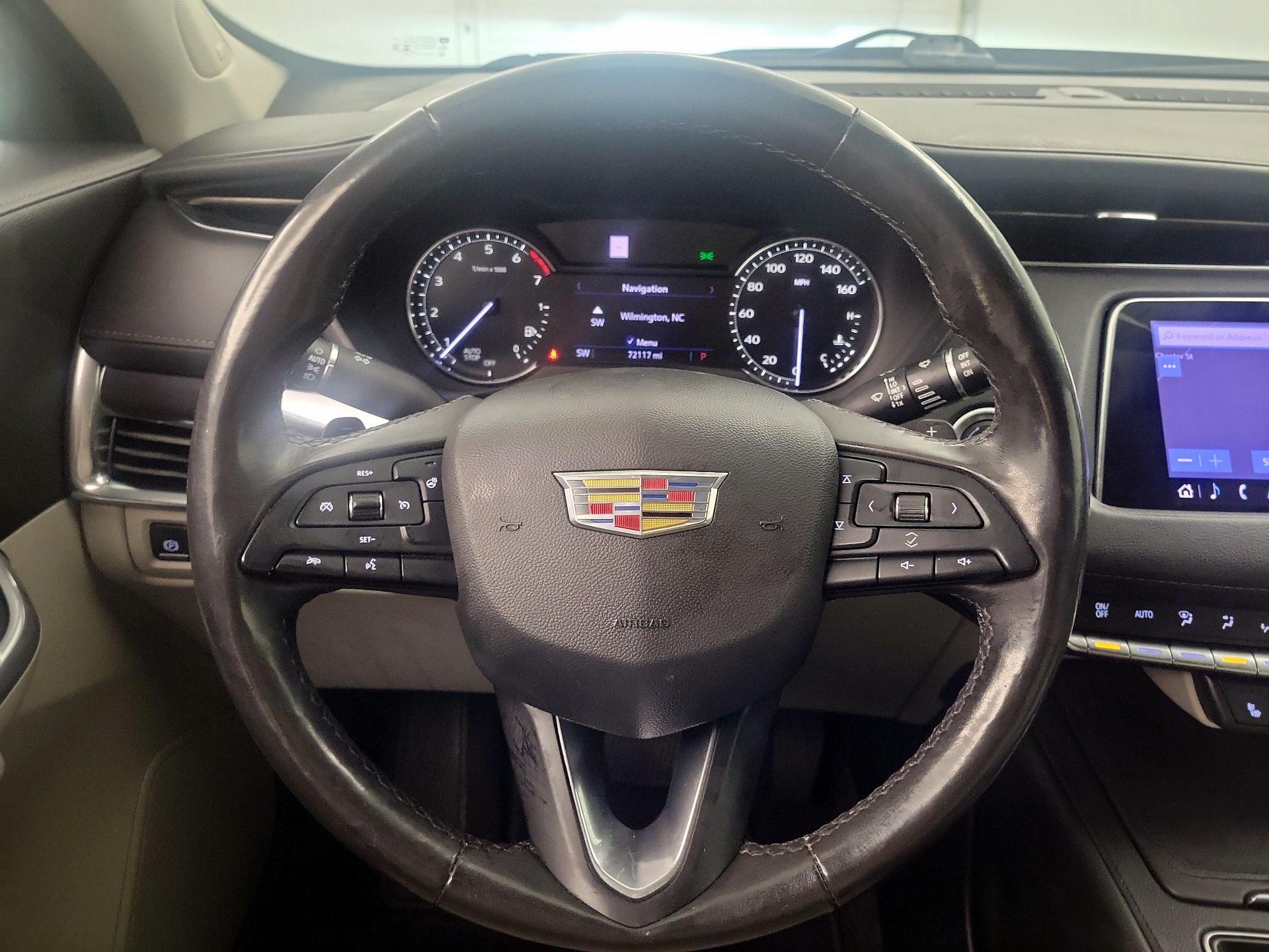 Thumbnail: 2019 Cadillac XT4 - 10