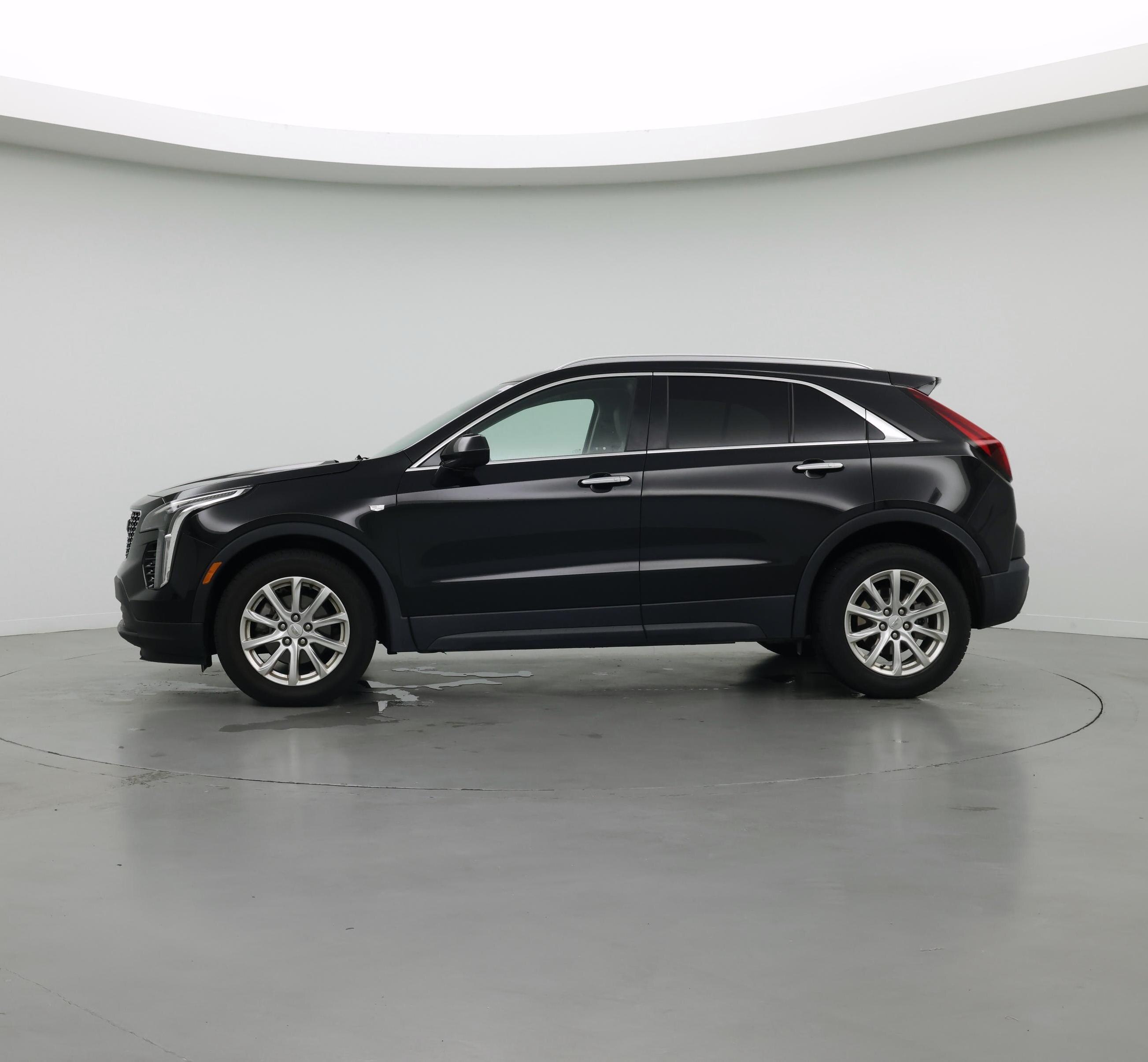 Thumbnail: 2019 Cadillac XT4 - 3