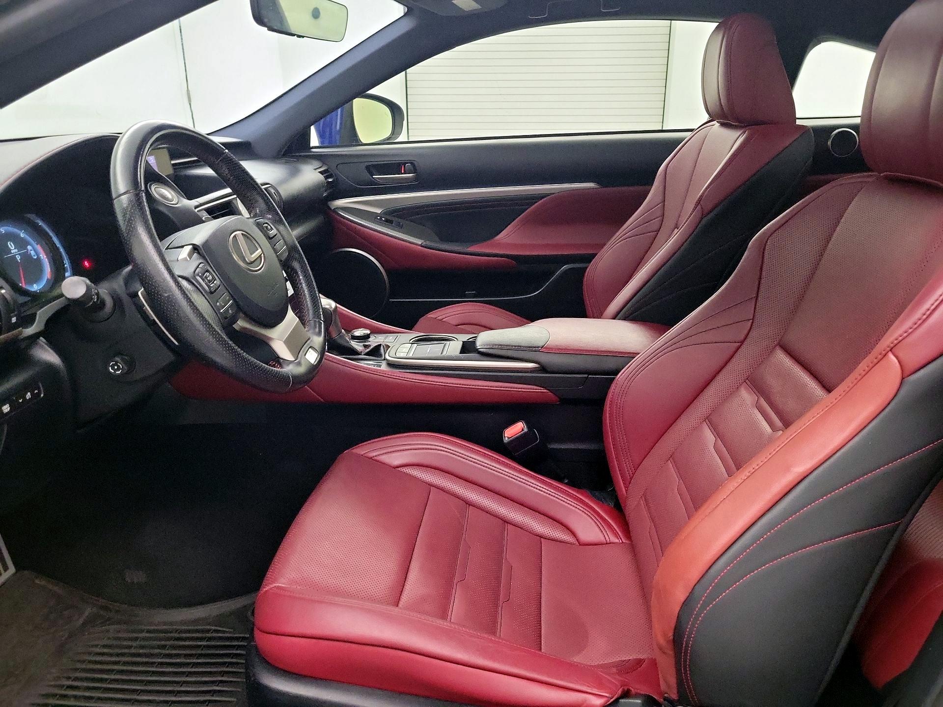 Thumbnail: 2017 Lexus RC - 11