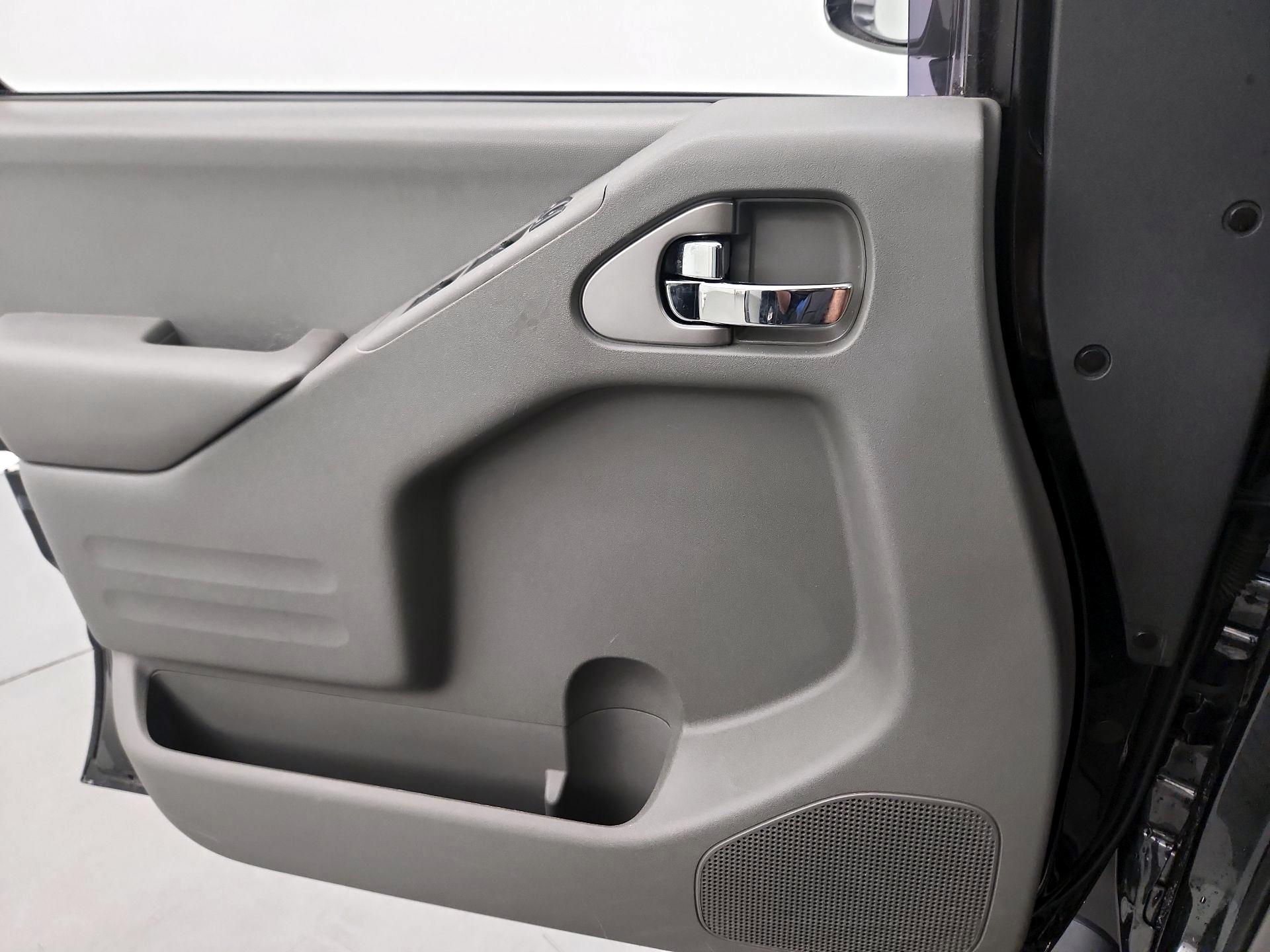 Thumbnail: 2021 Nissan Frontier - 12