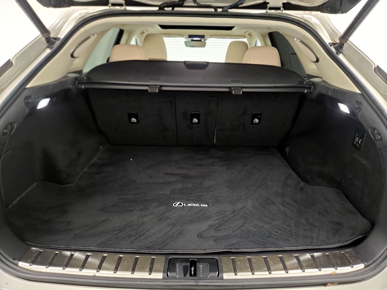 2021 Lexus RX 350 - Photo 23