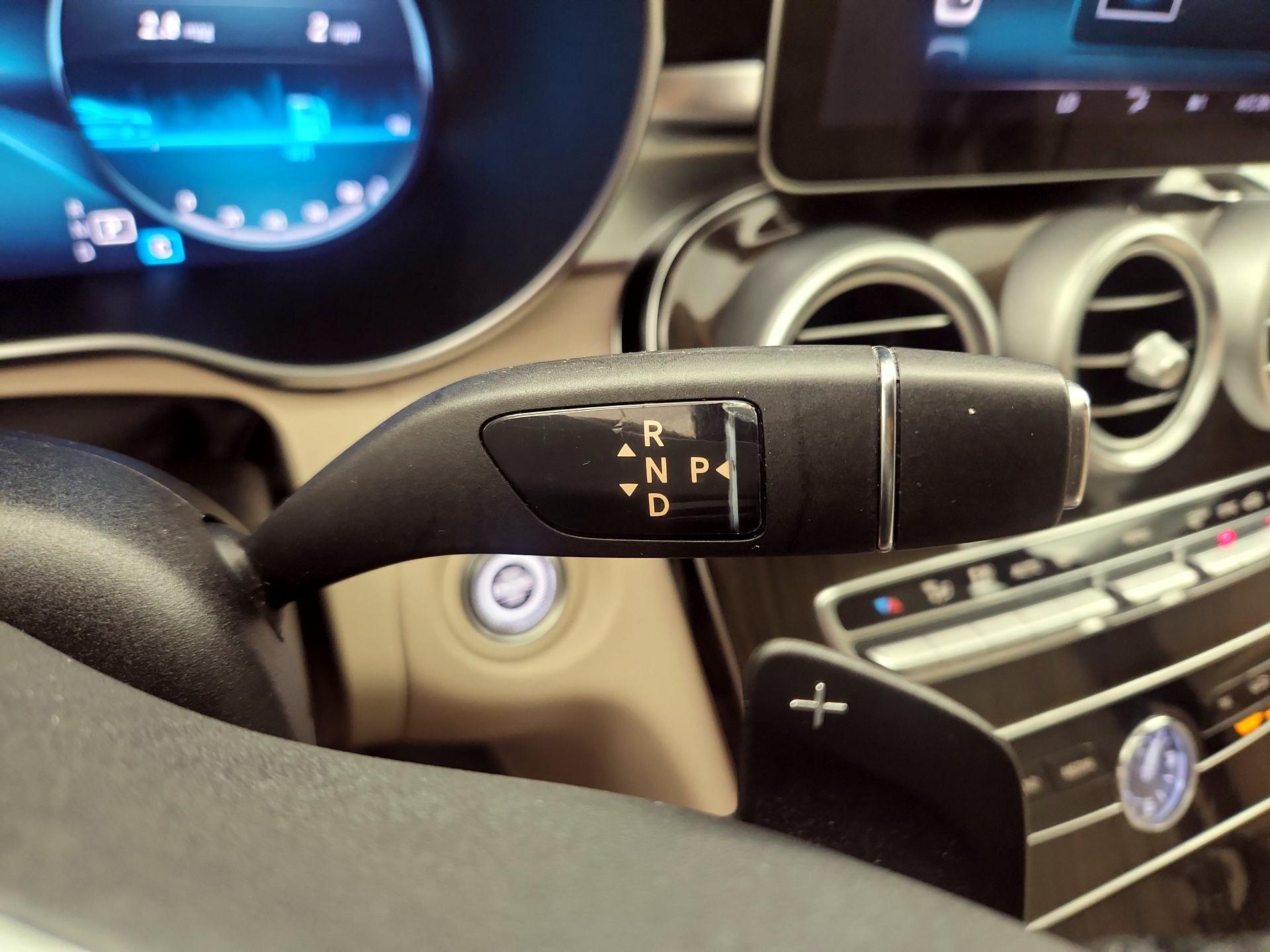 Thumbnail: 2021 Mercedes-Benz C-Class - 17