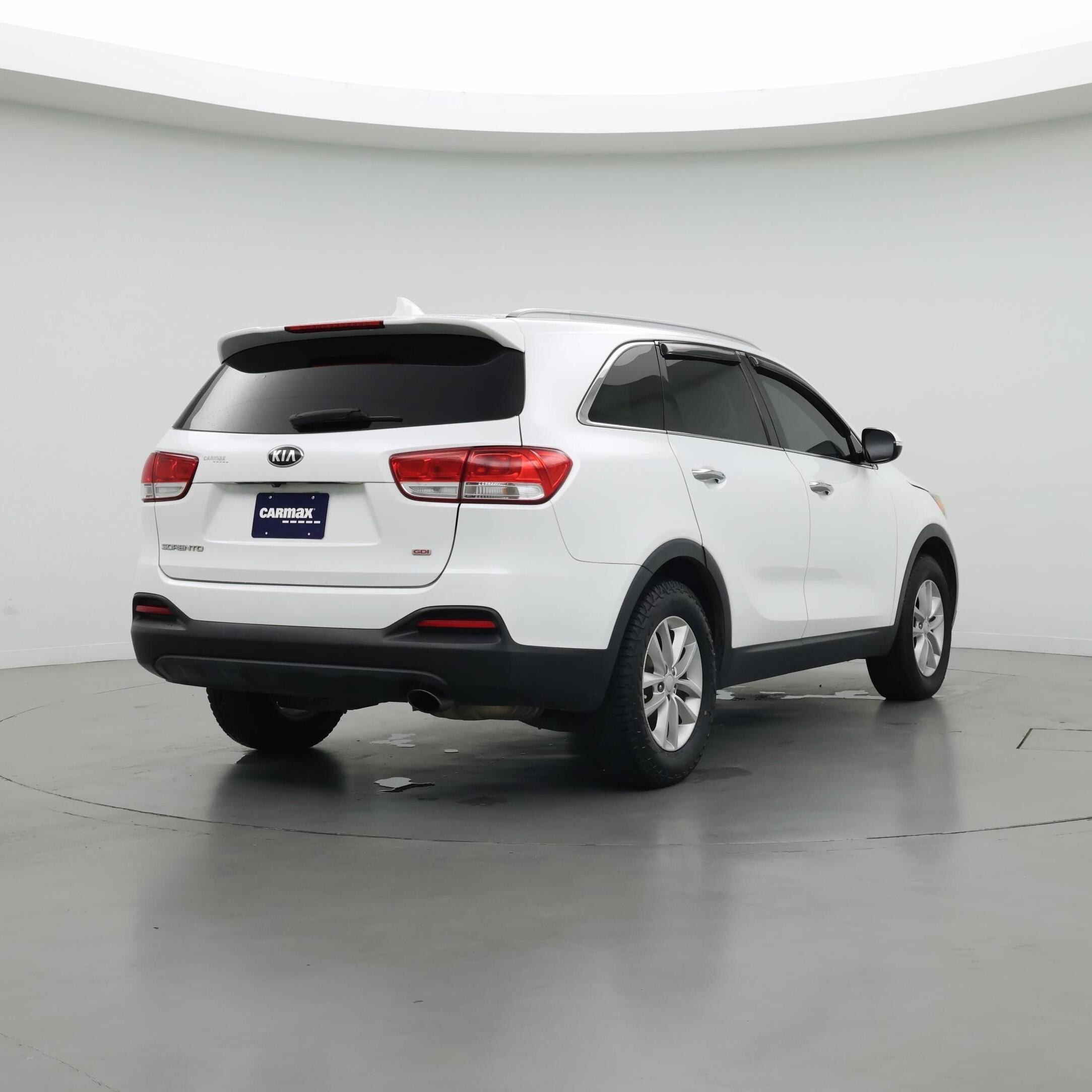 Thumbnail: 2018 Kia Sorento - 8