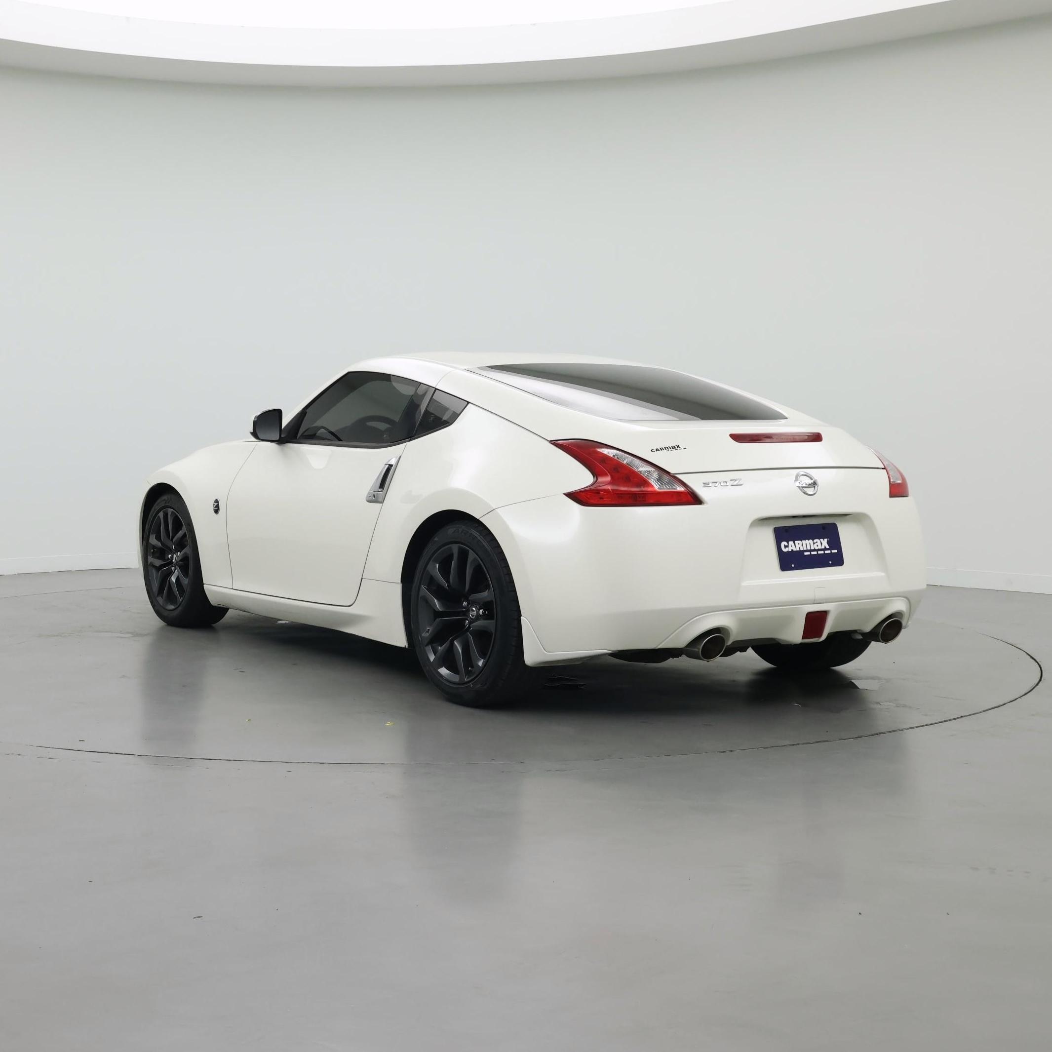 Thumbnail: 2016 Nissan Z - 2