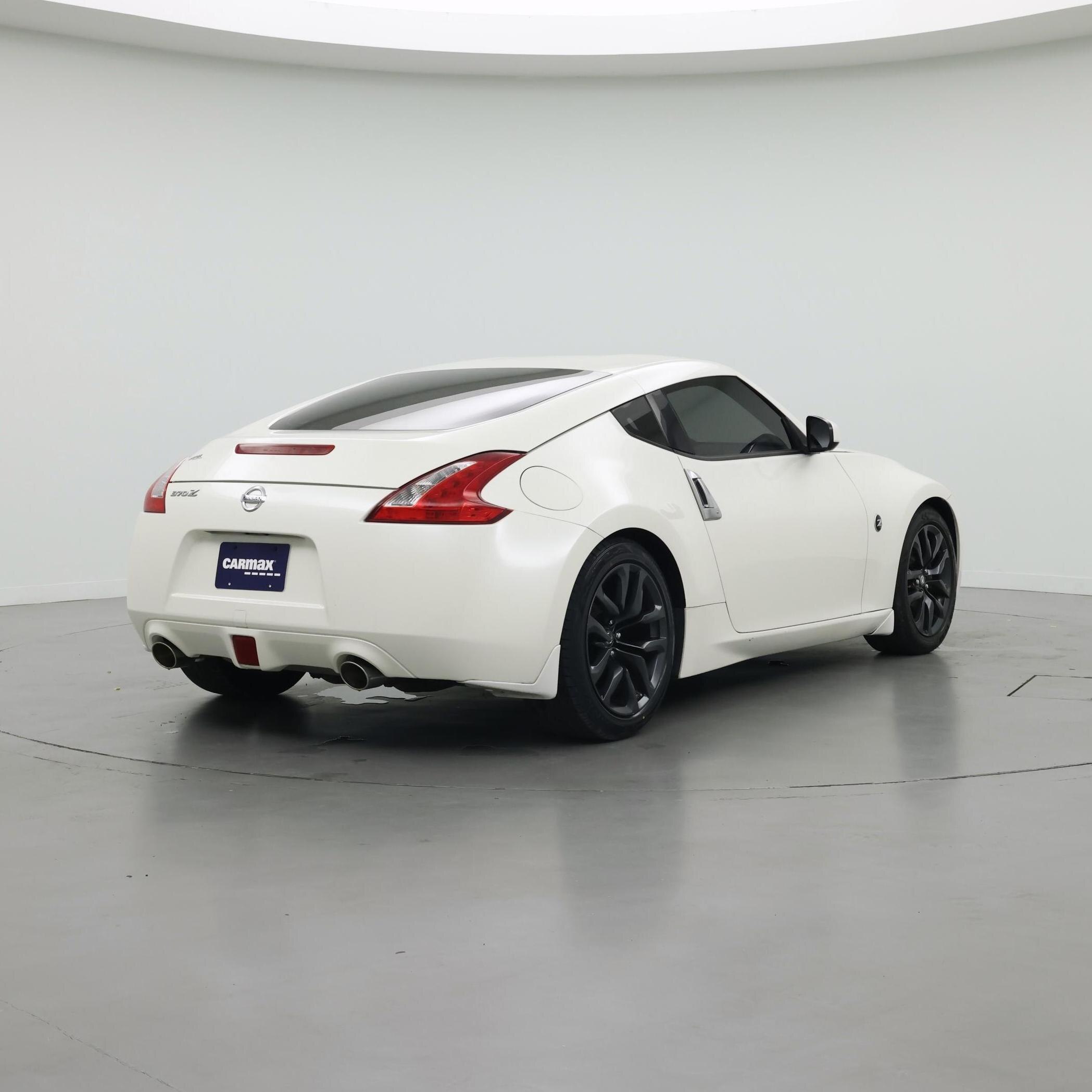 Thumbnail: 2016 Nissan Z - 8