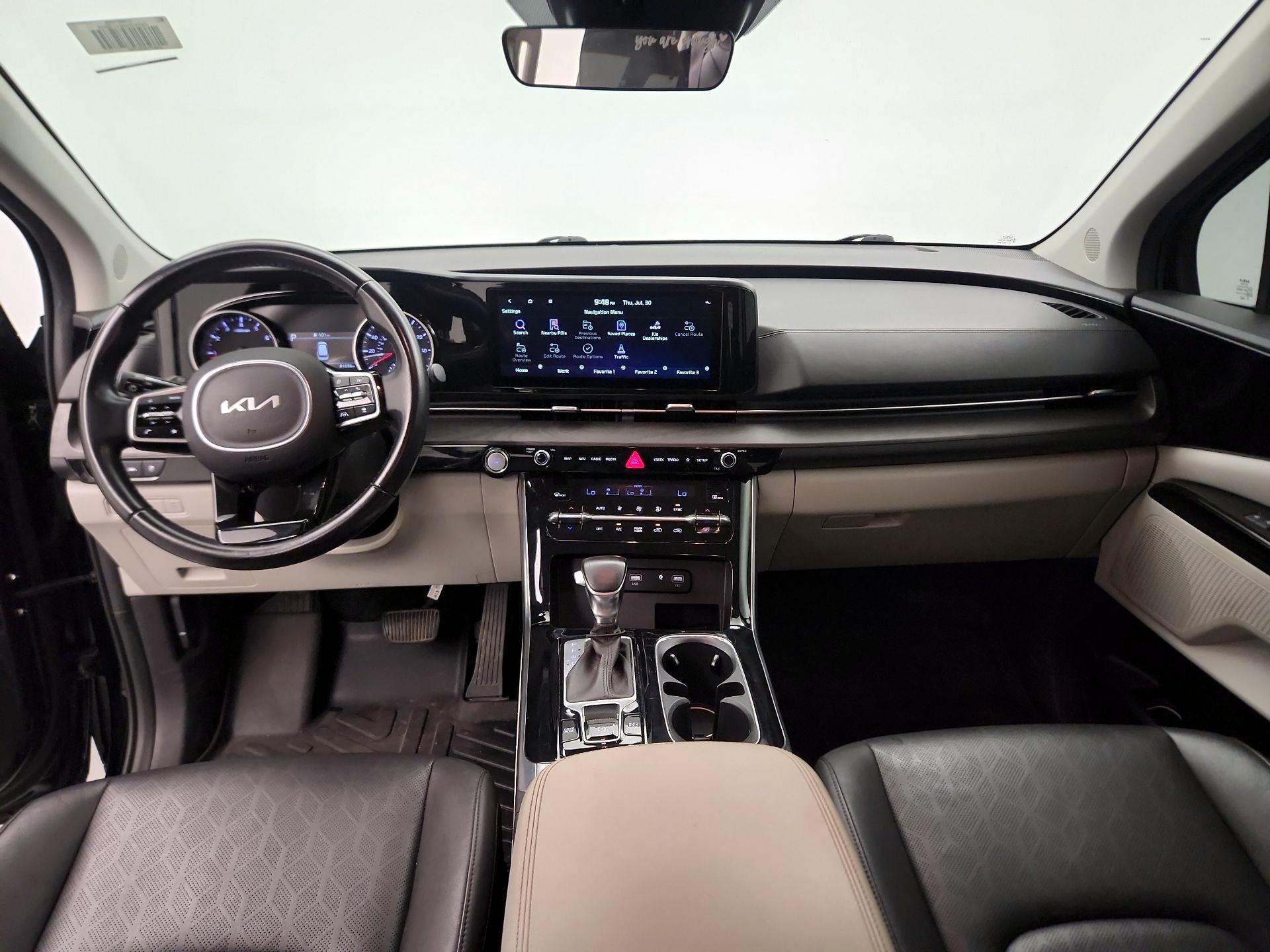 Thumbnail: 2023 Kia Carnival - 9