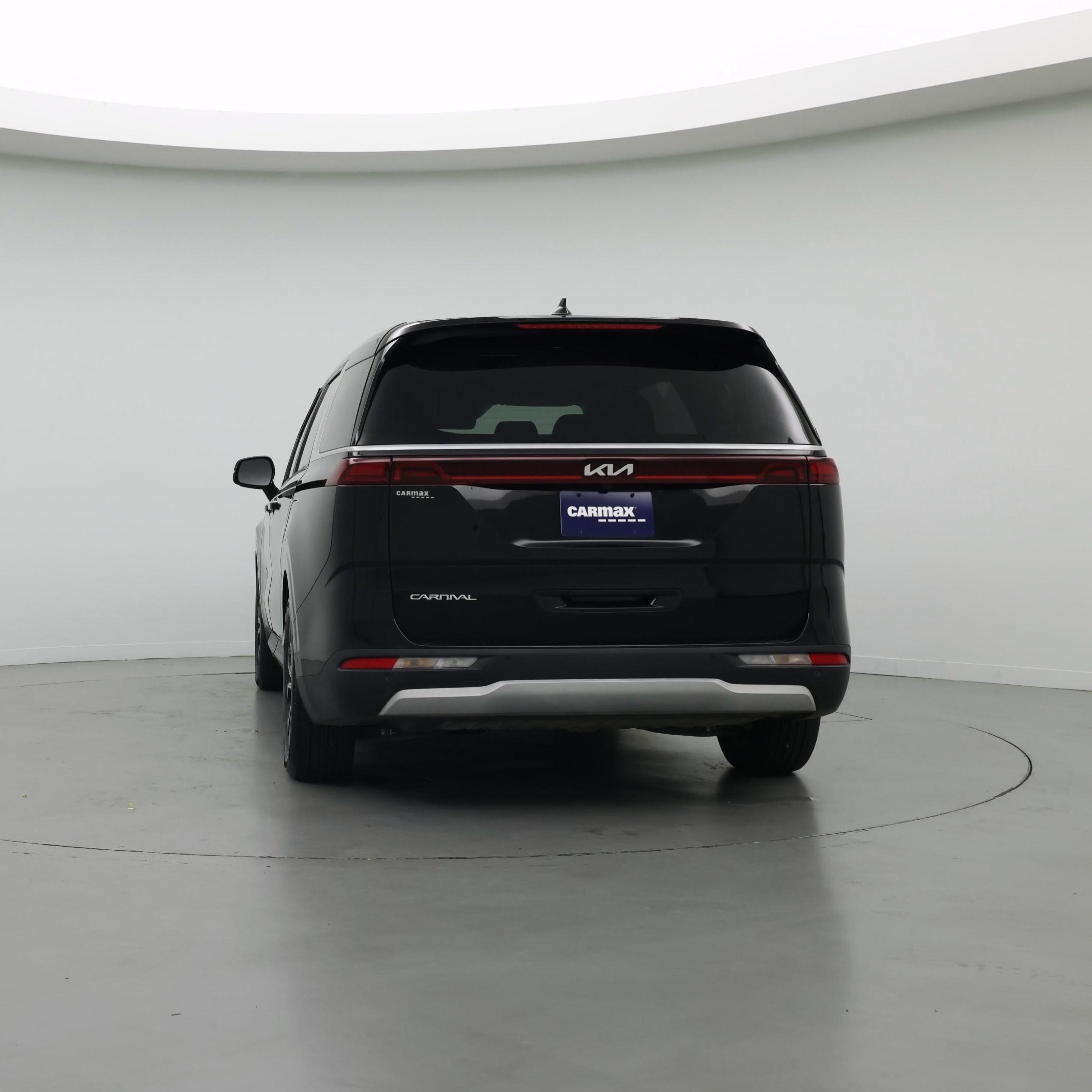 Thumbnail: 2023 Kia Carnival - 6