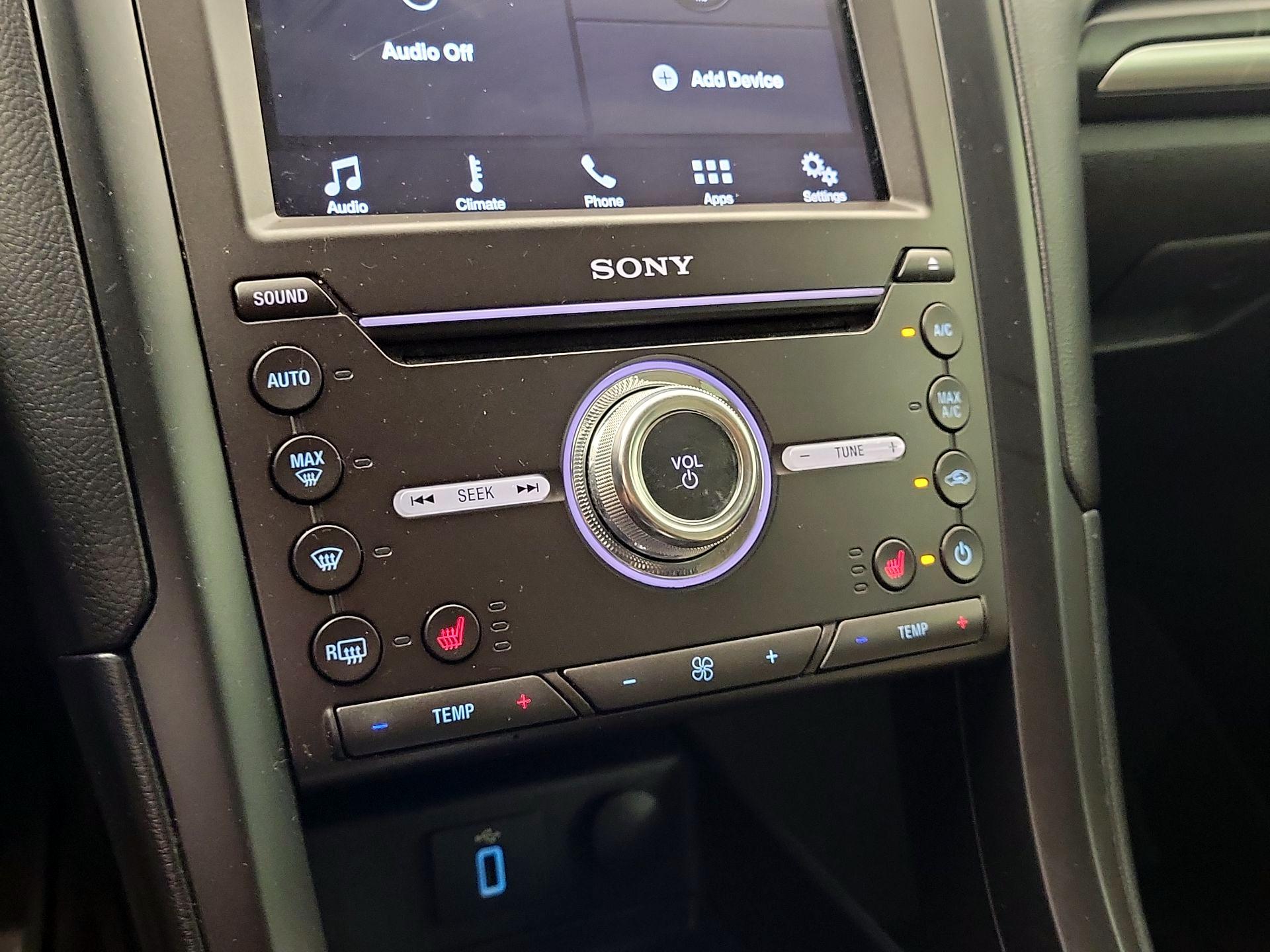 Thumbnail: 2017 Ford Fusion - 16