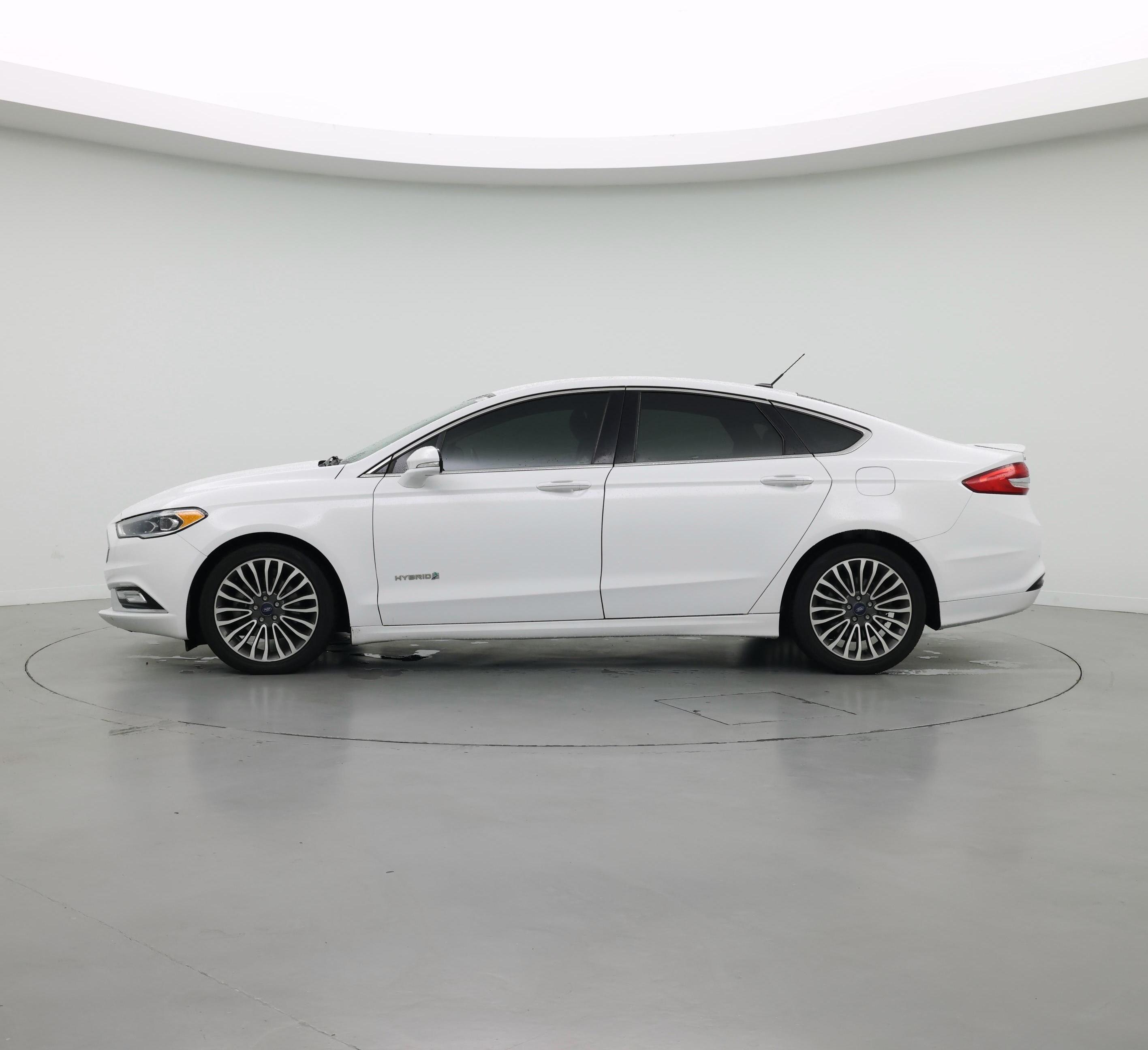 Thumbnail: 2017 Ford Fusion - 3