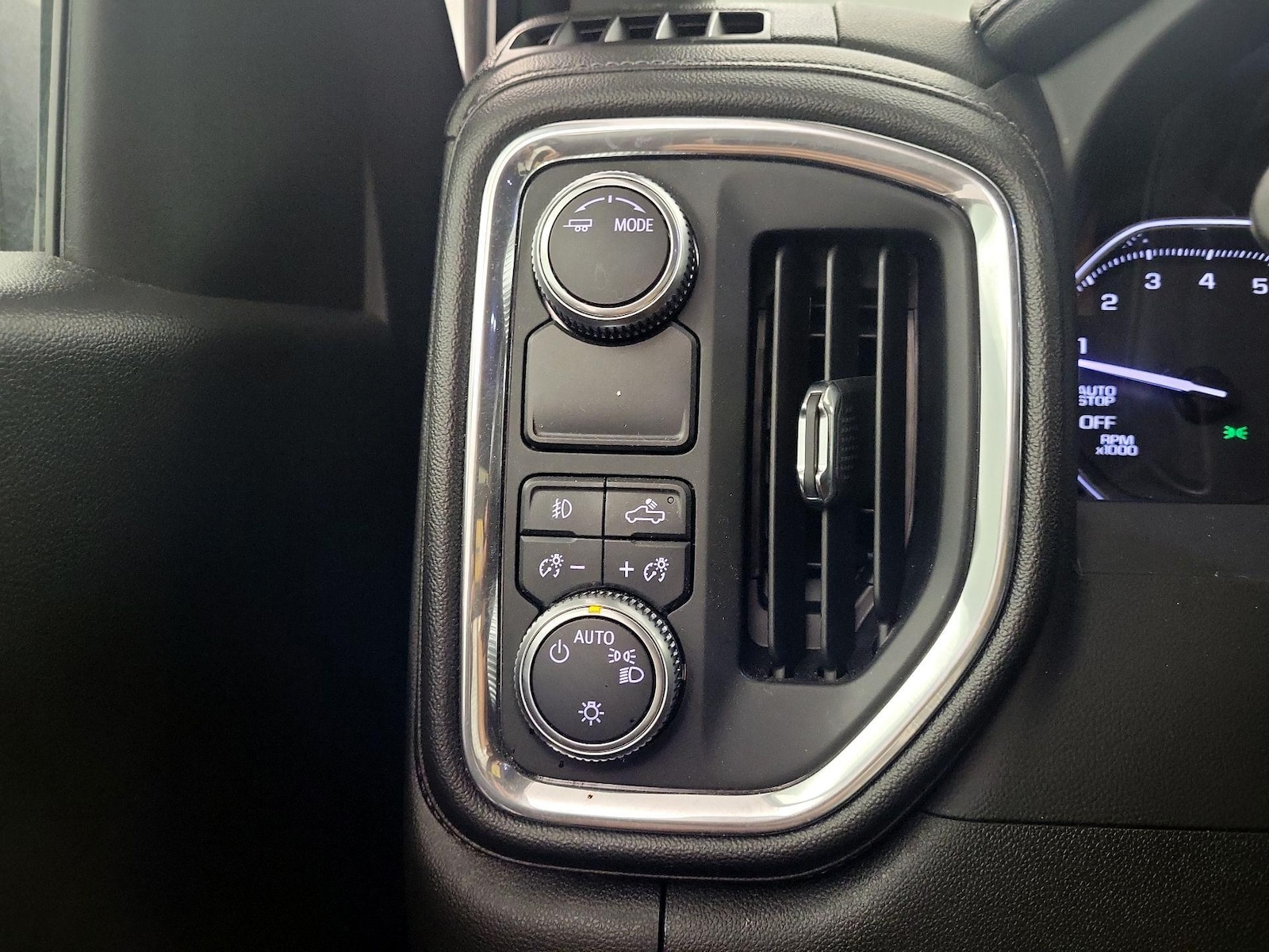 2020 GMC Sierra 1500 Elevation - Photo 12