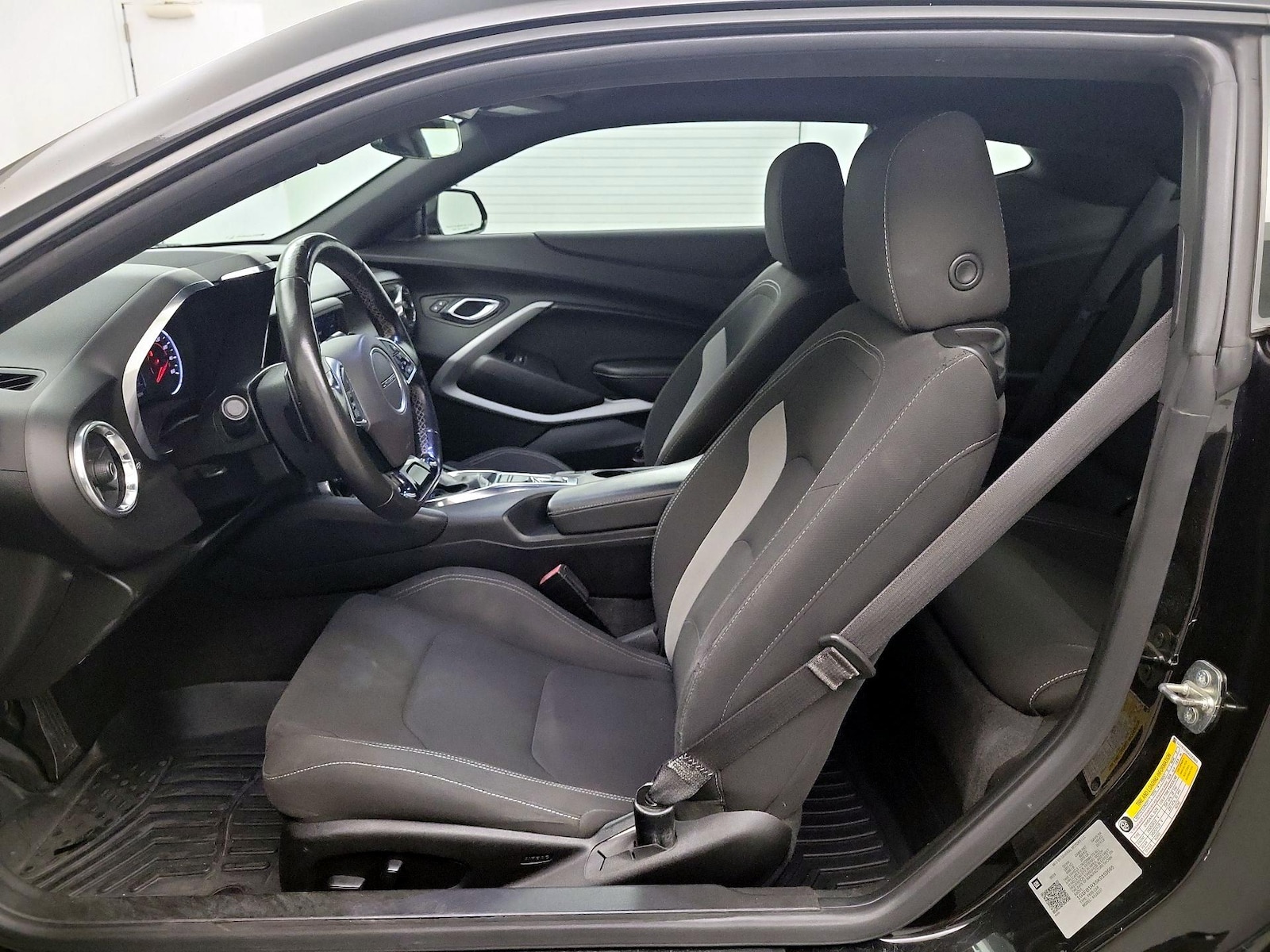 Power Seat(s) & Side Airbags