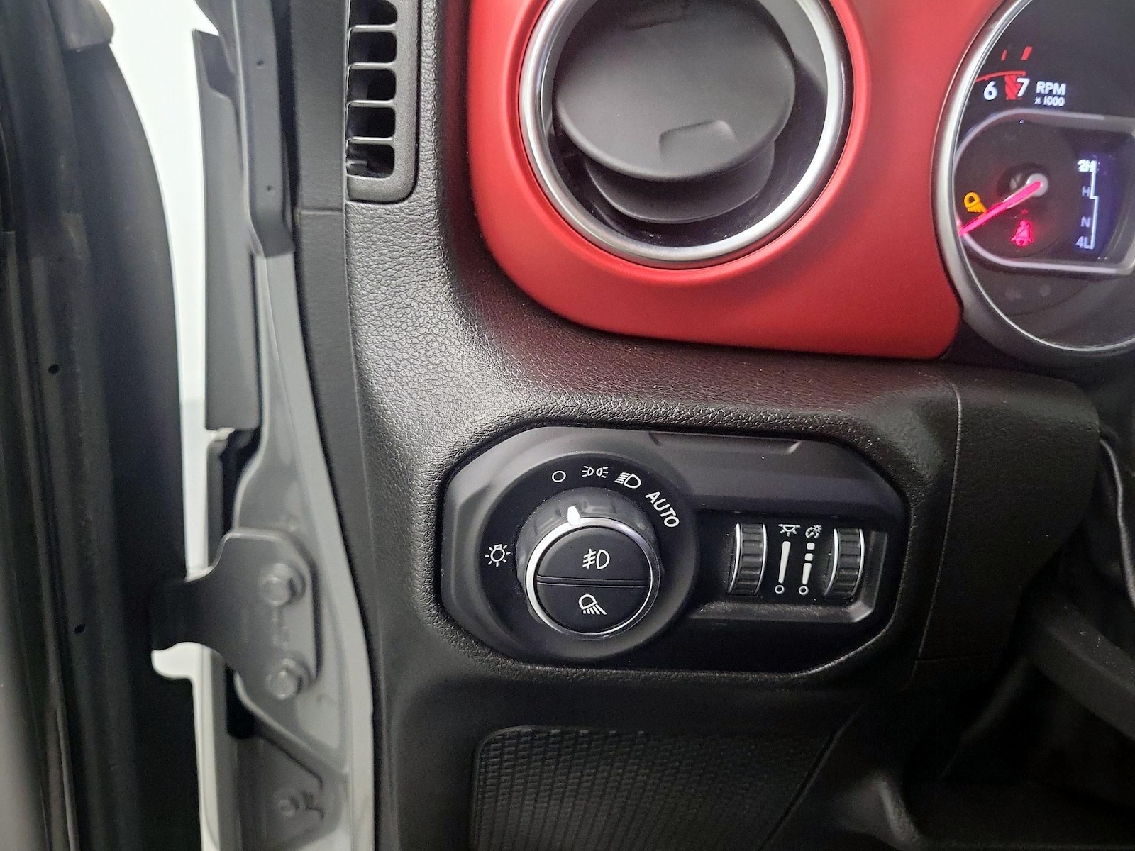 2022 Jeep Gladiator Rubicon - Photo 14