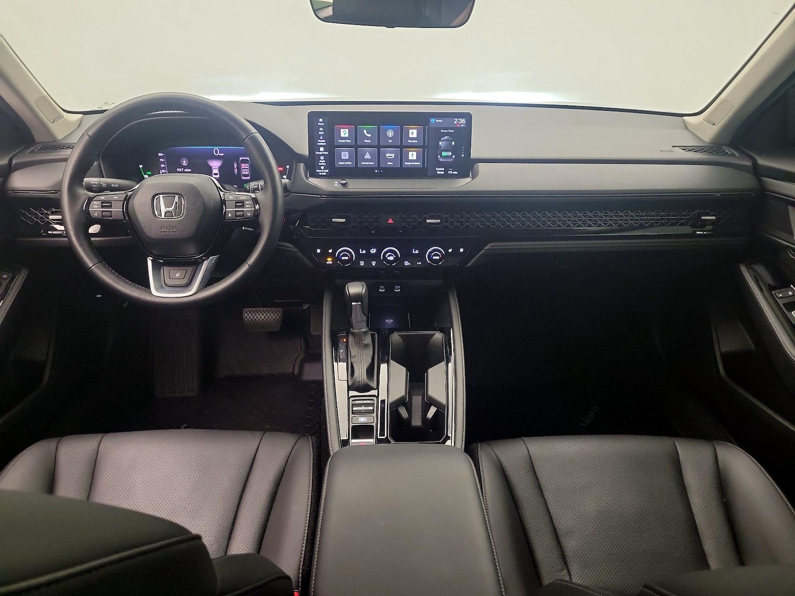 Apple CarPlay® & Android Auto™