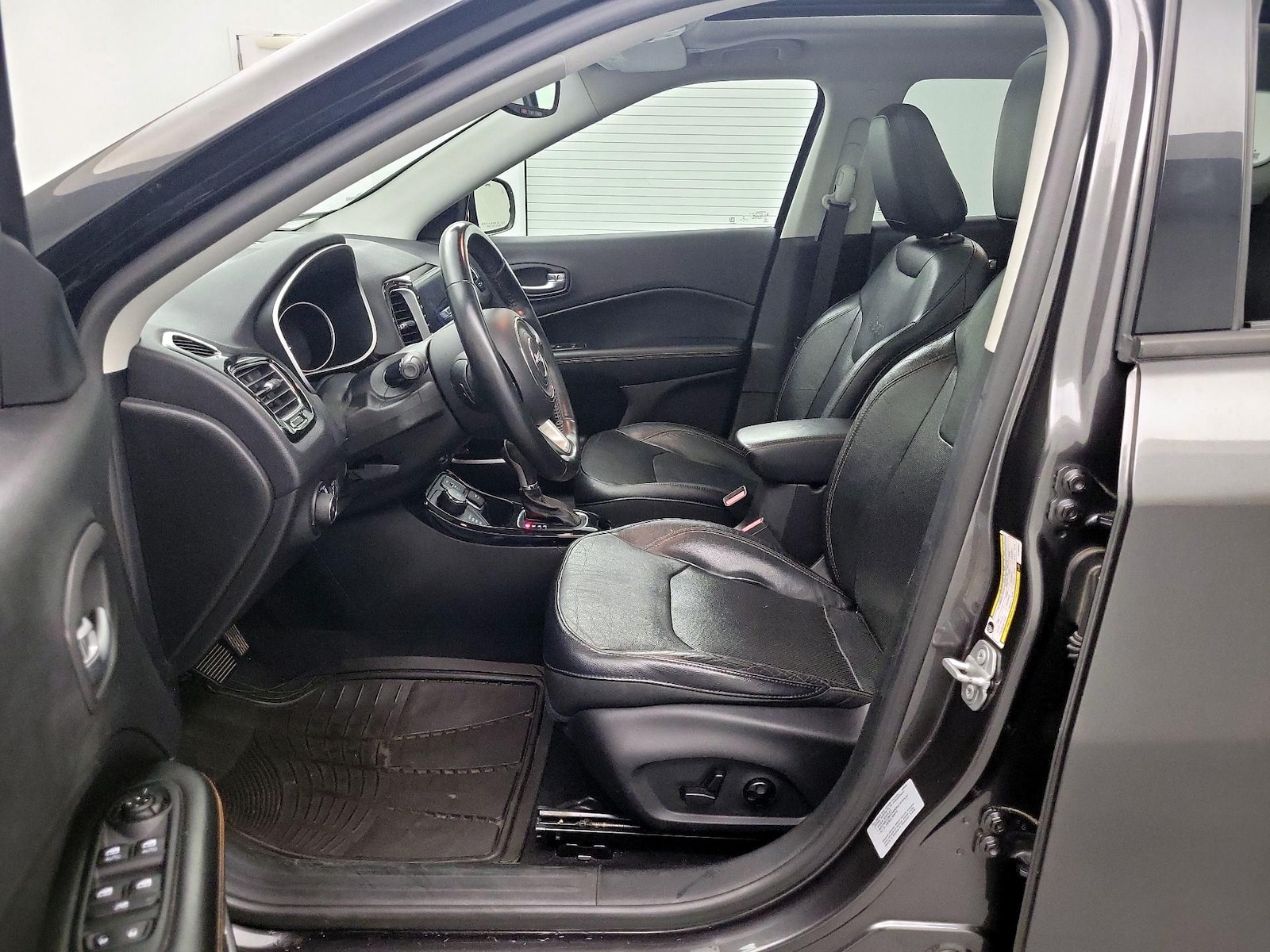 Power Seat(s) & Leather Seats