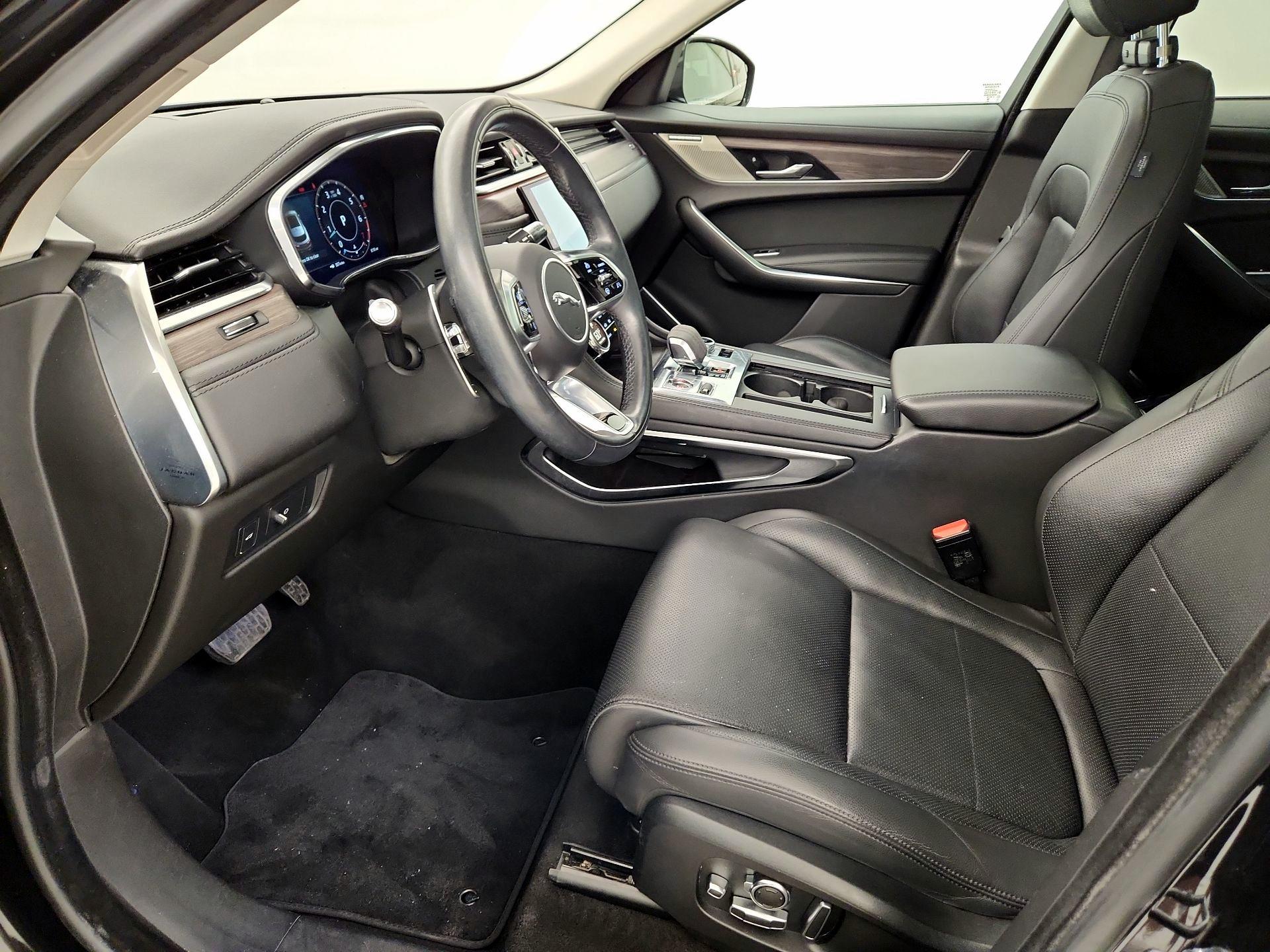 Thumbnail: 2021 Jaguar F-Pace - 11