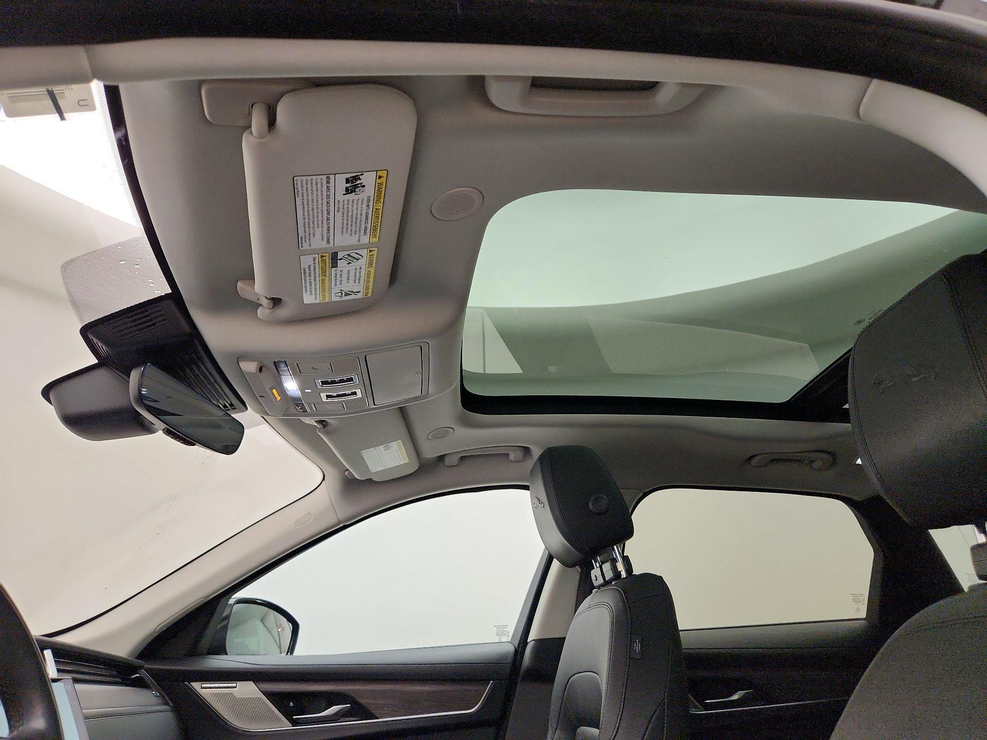 Thumbnail: 2021 Jaguar F-Pace - 20