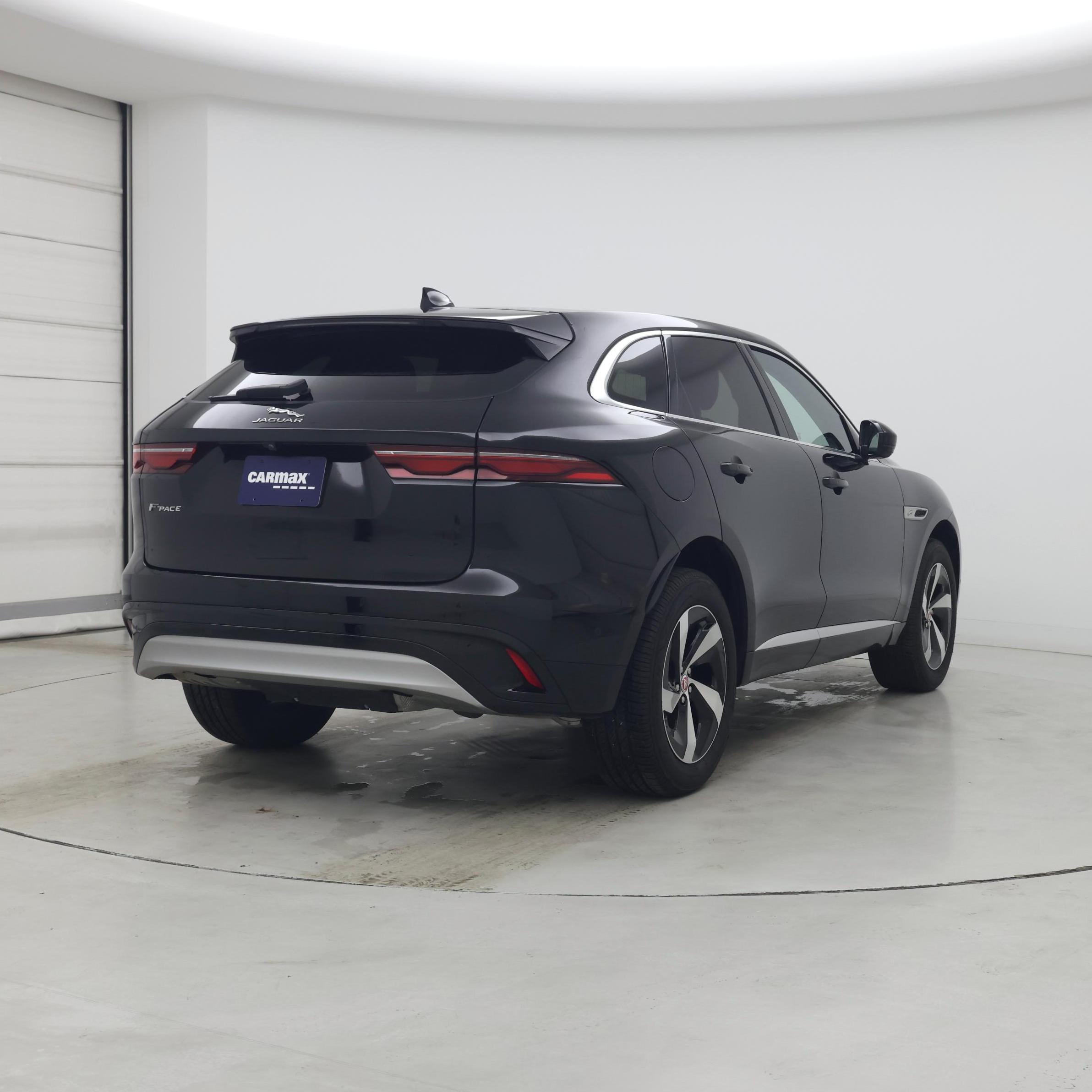 Thumbnail: 2021 Jaguar F-Pace - 8