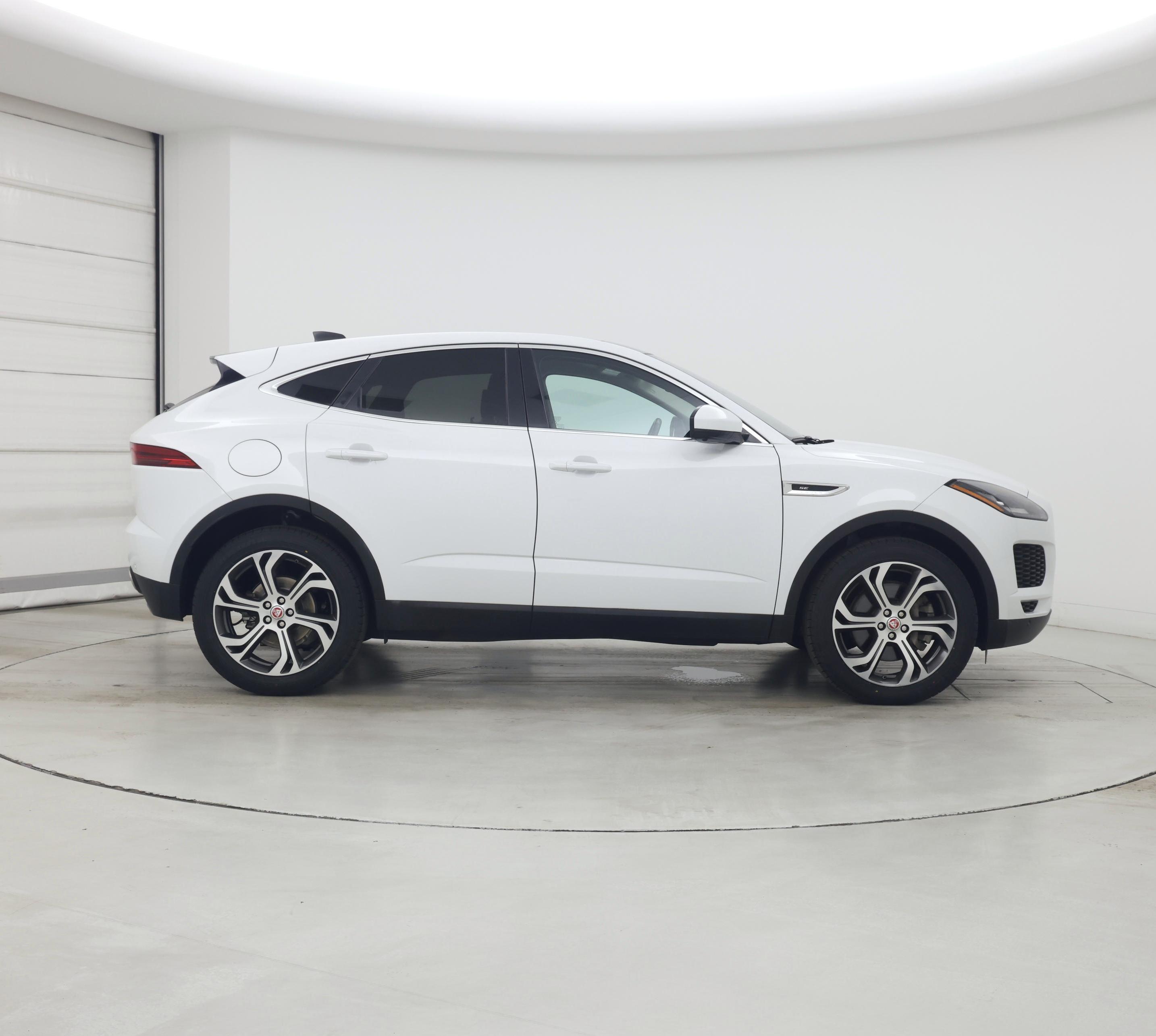 Thumbnail: 2020 Jaguar E-Pace - 7