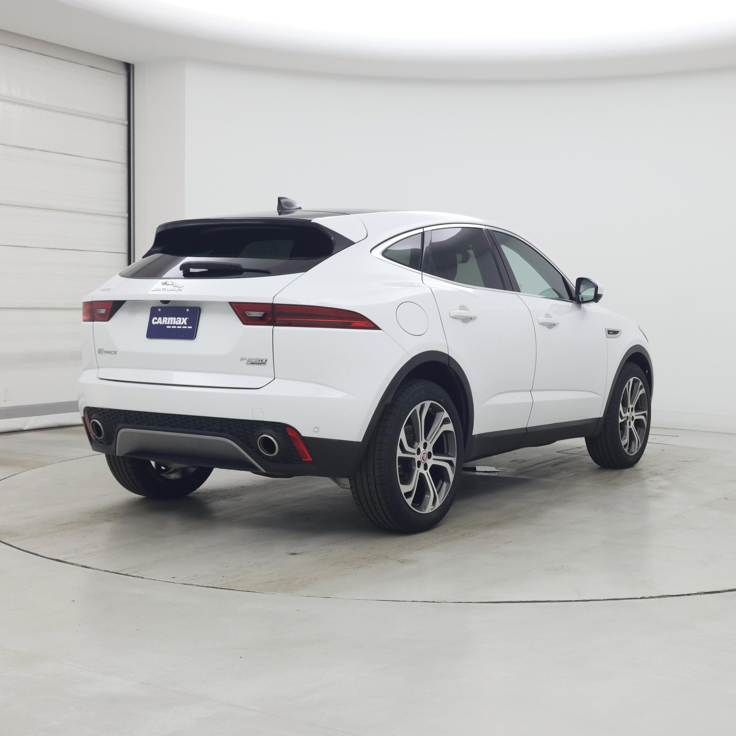 Thumbnail: 2020 Jaguar E-Pace - 8