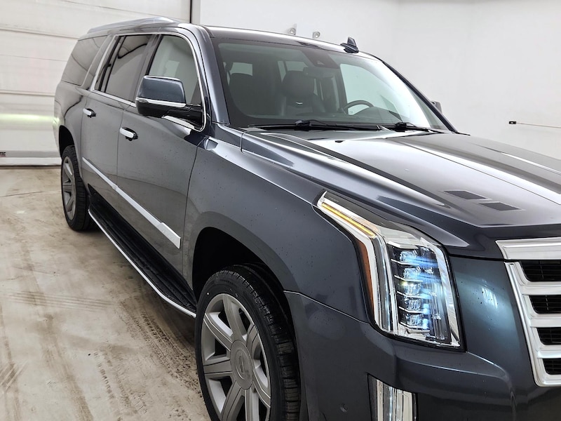 2020 Cadillac Escalade ESV Luxury