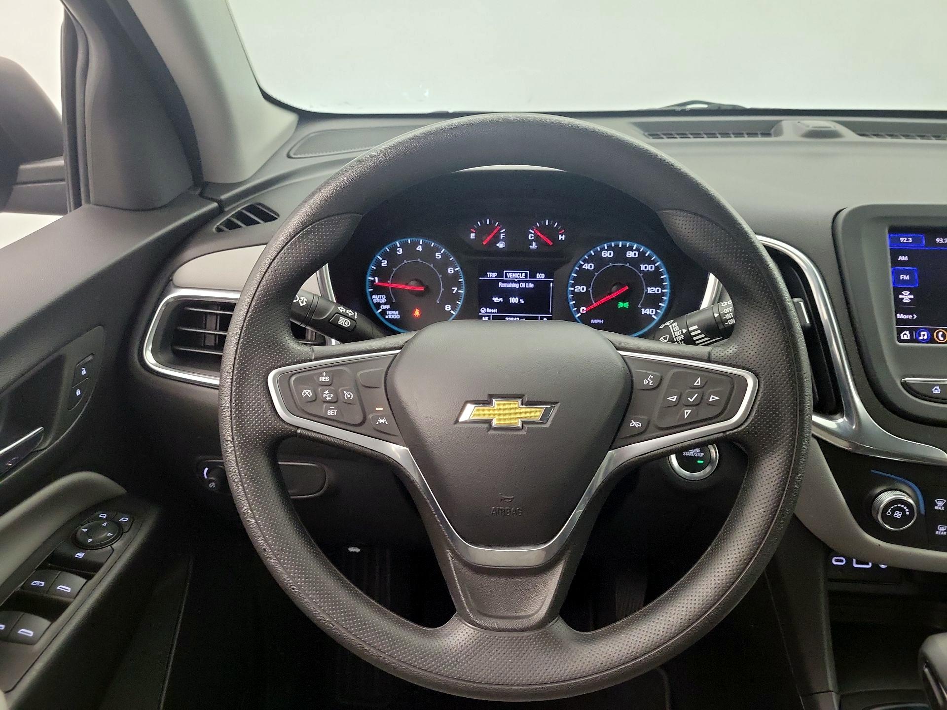 Thumbnail: 2022 Chevrolet Equinox - 10