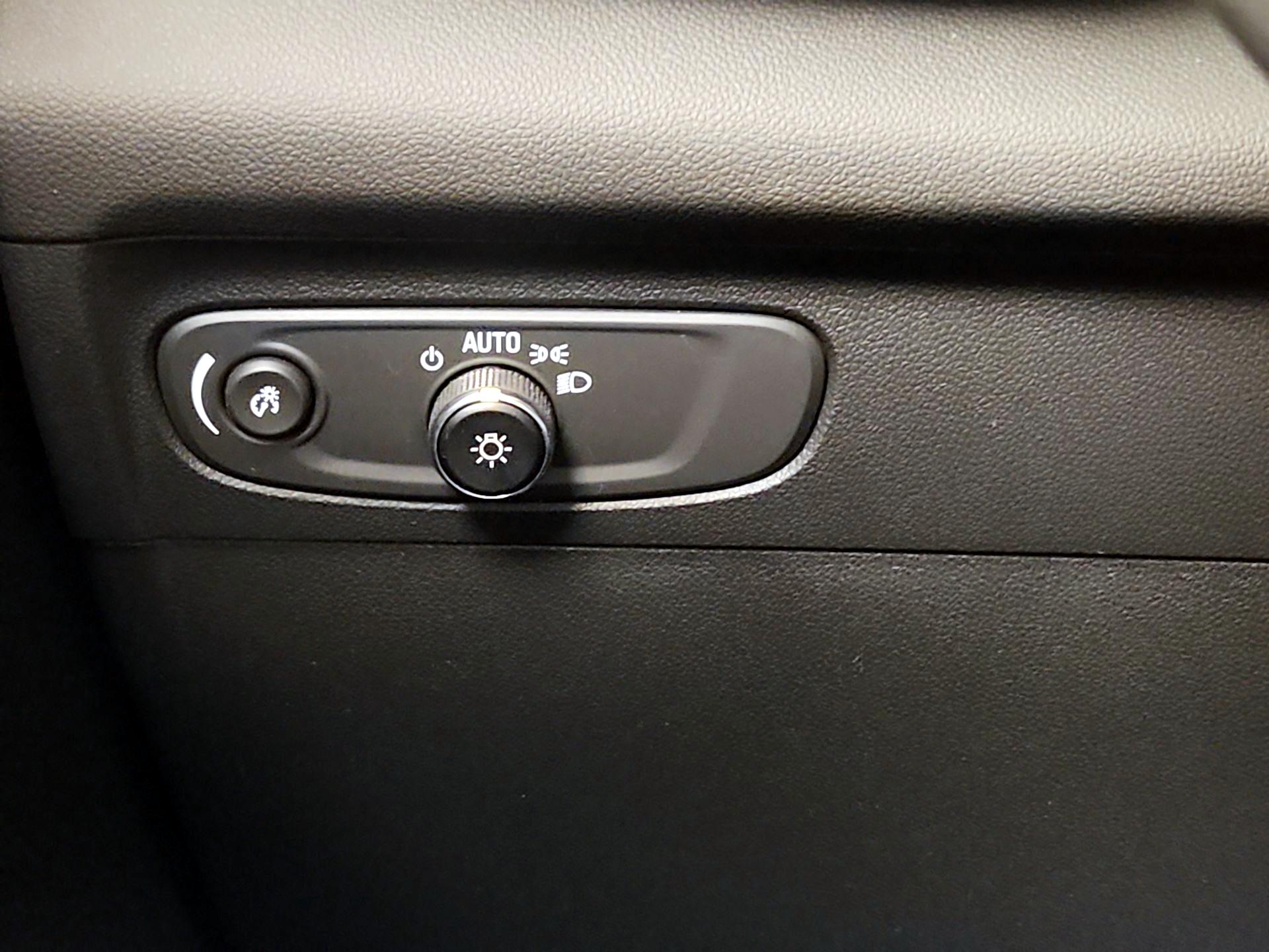 Thumbnail: 2023 Buick Envision - 13