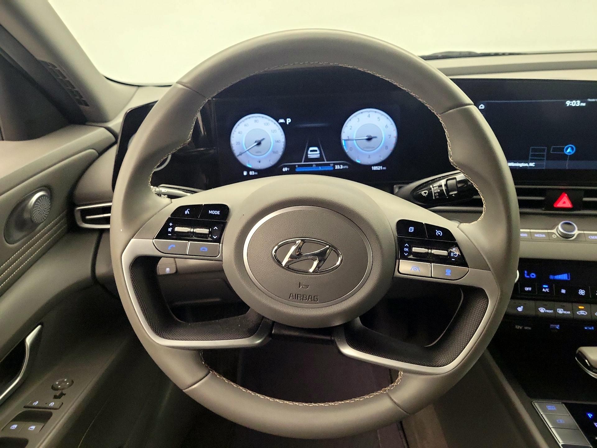 Thumbnail: 2023 Hyundai Elantra - 10