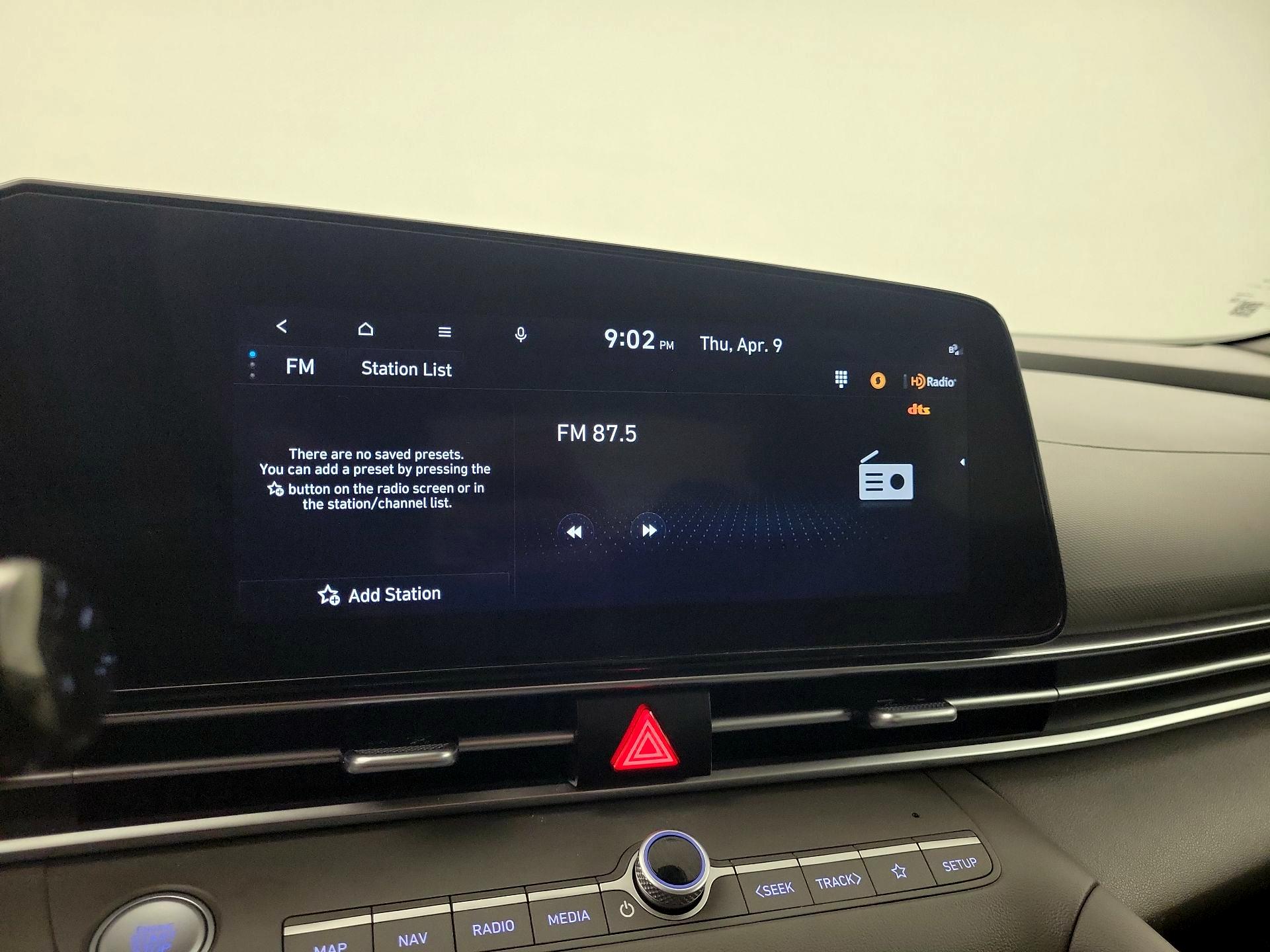 Thumbnail: 2023 Hyundai Elantra - 16