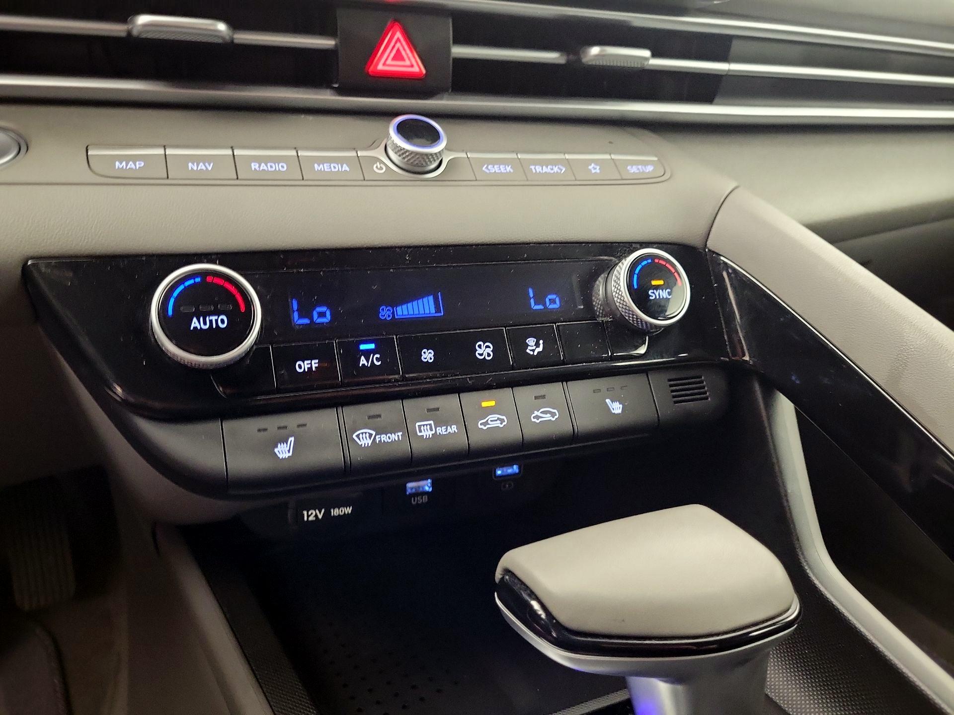 Thumbnail: 2023 Hyundai Elantra - 17